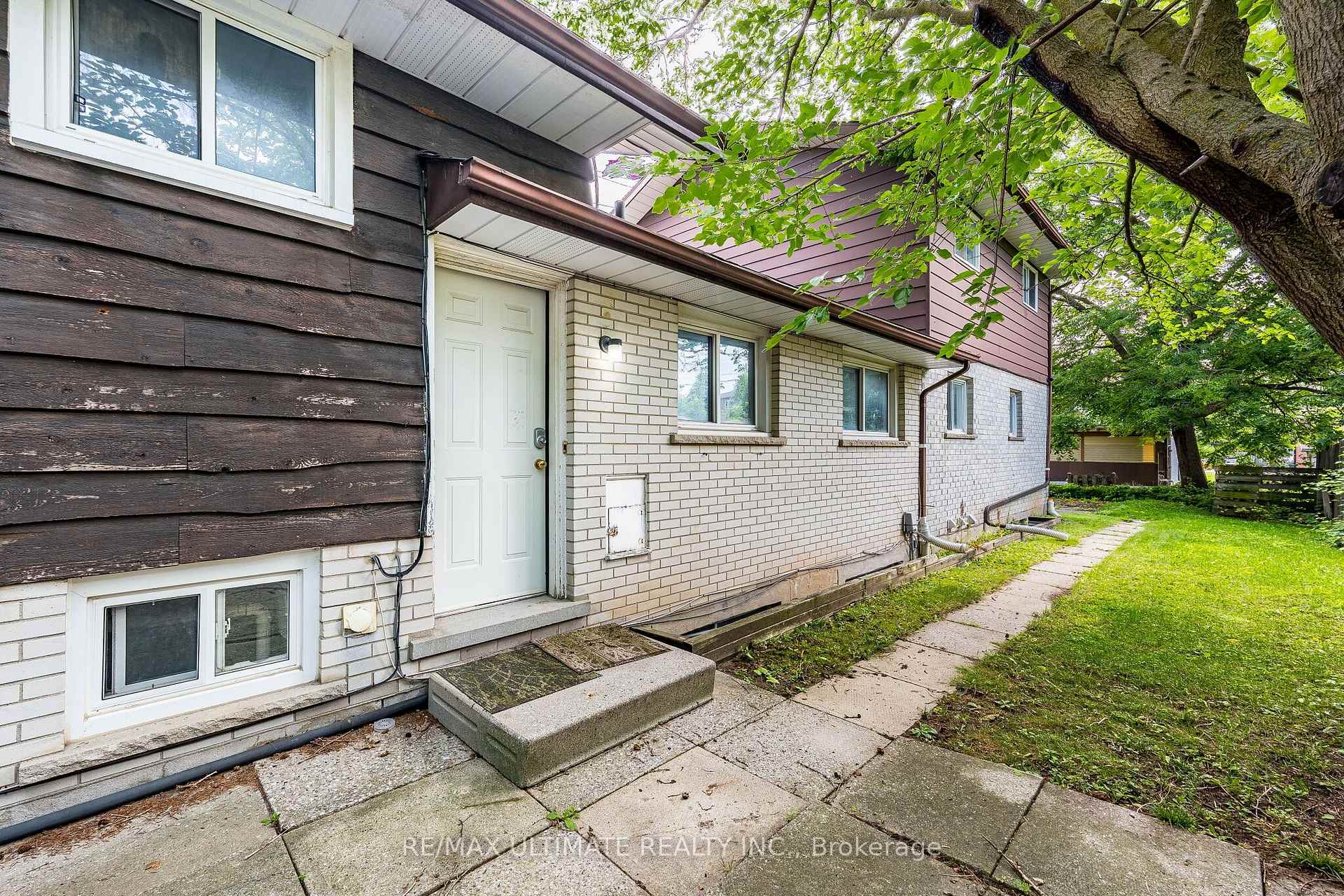 Photo 49 of 367 Holly Street N, Waterloo, Beechwood/University — HOMEH