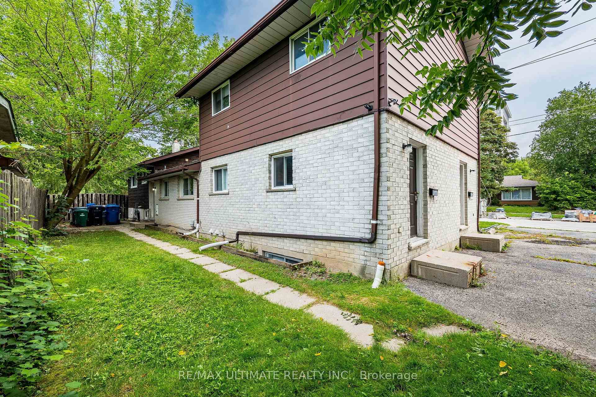 Photo 50 of 367 Holly Street N, Waterloo, Beechwood/University — HOMEH