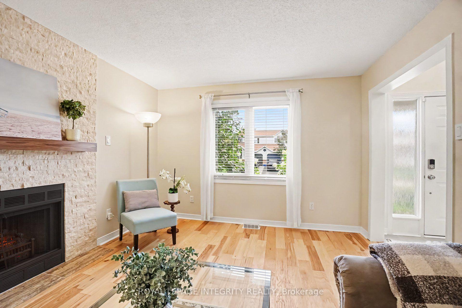 Photo 6 of 26 Randall James Drive, Ottawa, Stittsville (Central) — HOMEH