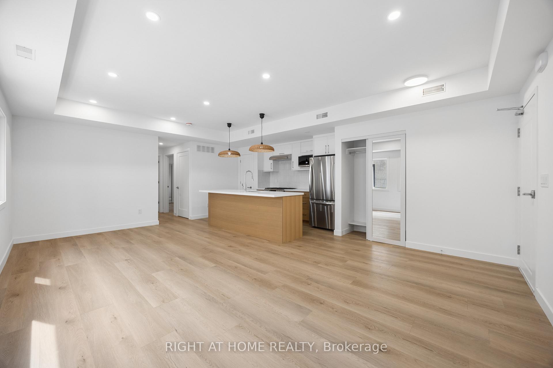 Photo 6 of Unit 2, 91 Barton Avenue, Toronto, The Annex — HOMEH