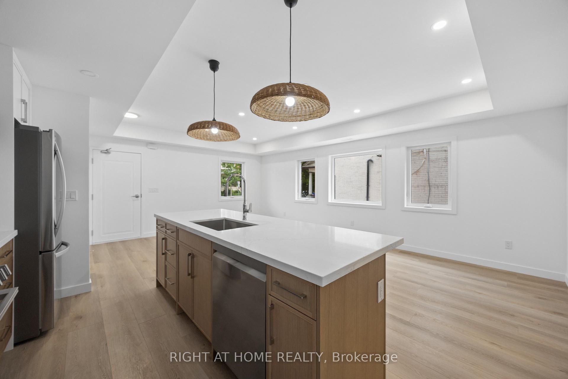 Photo 12 of Unit 2, 91 Barton Avenue, Toronto, The Annex — HOMEH