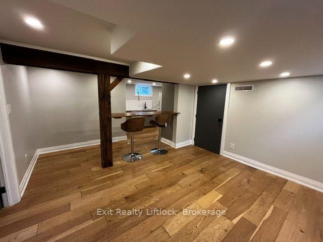 Photo 12 of 450 Weller Street, Peterborough, Town Ward 3 — HOMEH