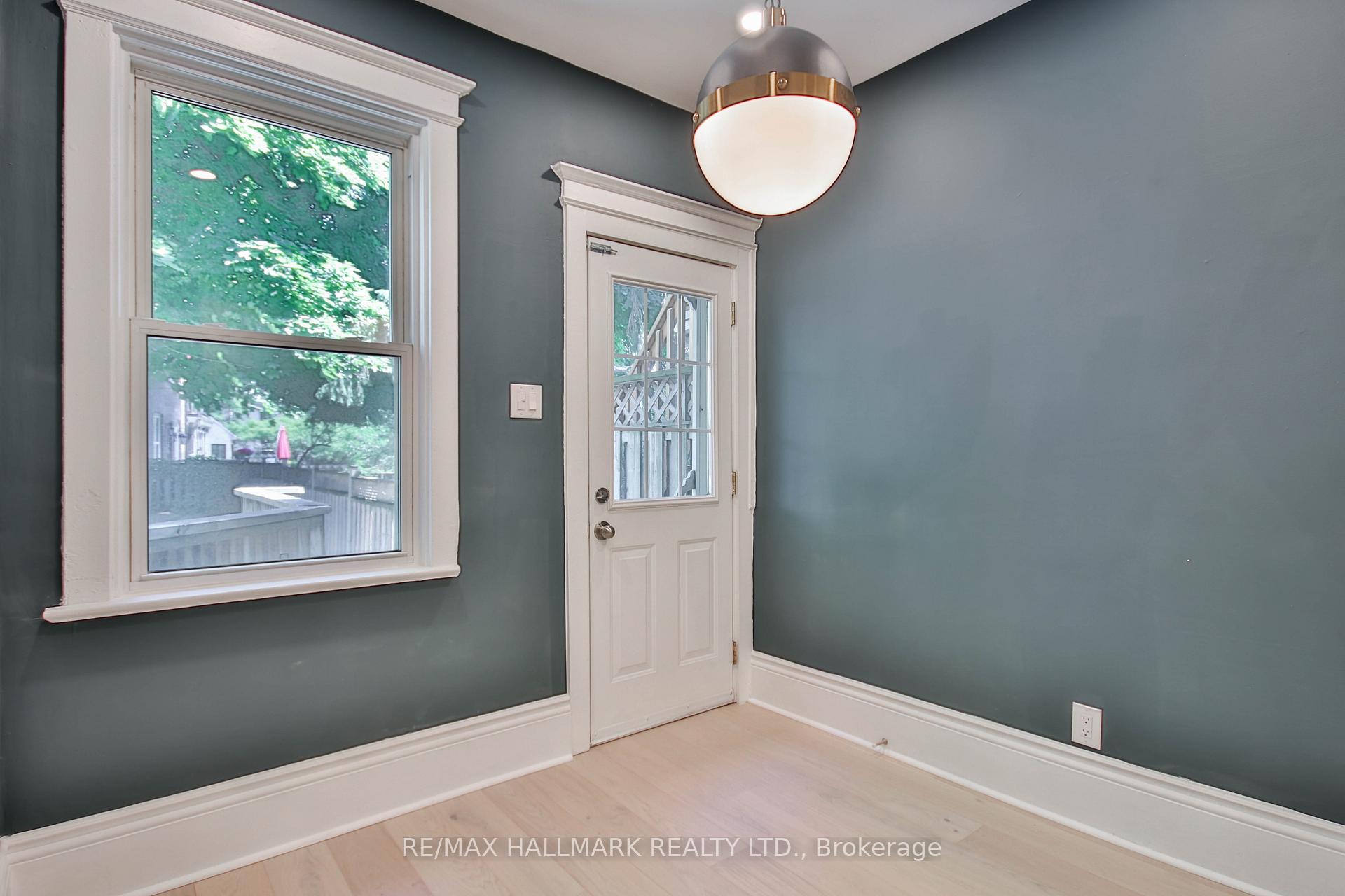 Photo 26 of Unit Main Fl, 639 Broadview Avenue, Toronto, North Riverdale — HOMEH