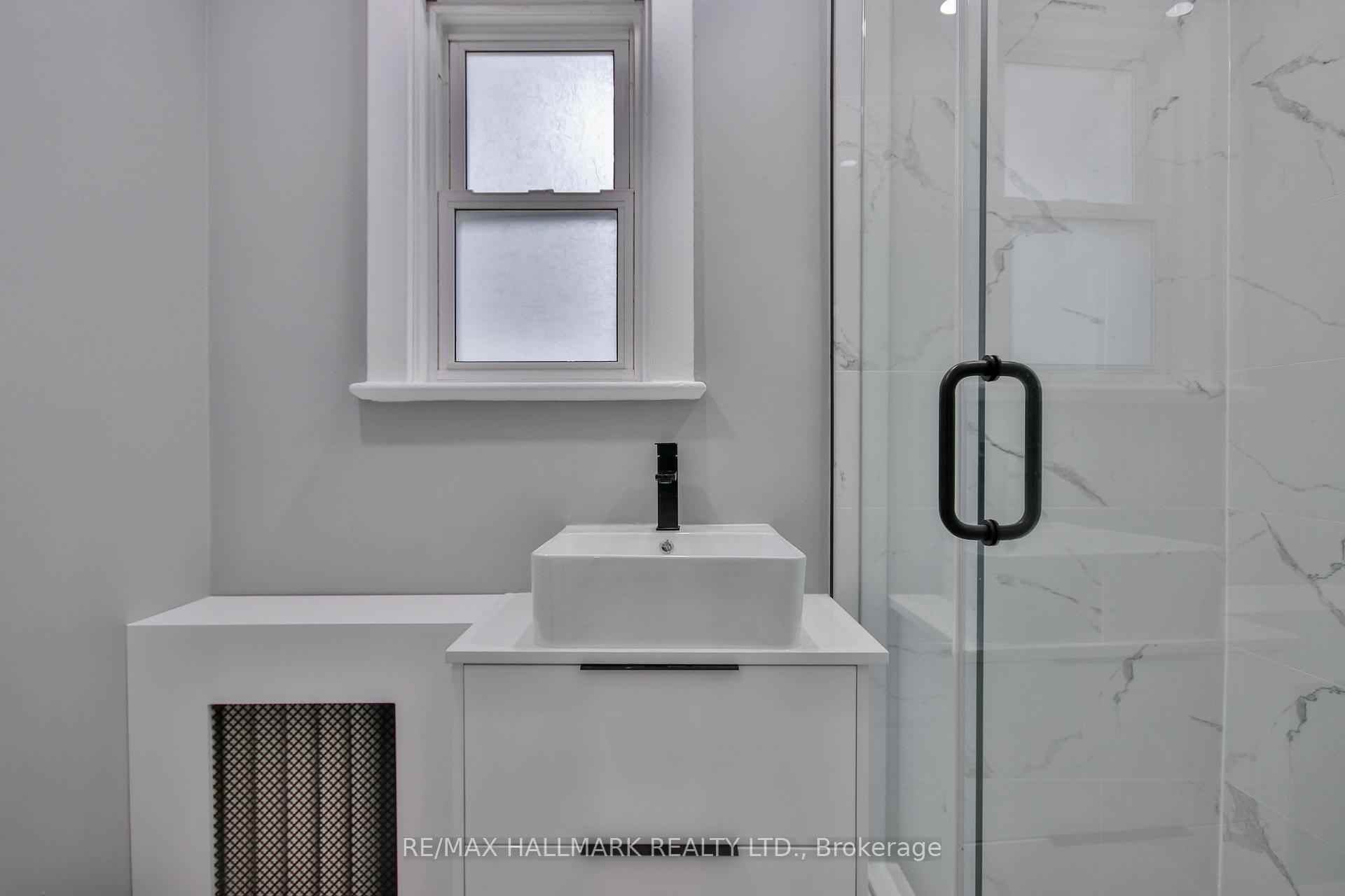 Photo 28 of Unit Main Fl, 639 Broadview Avenue, Toronto, North Riverdale — HOMEH