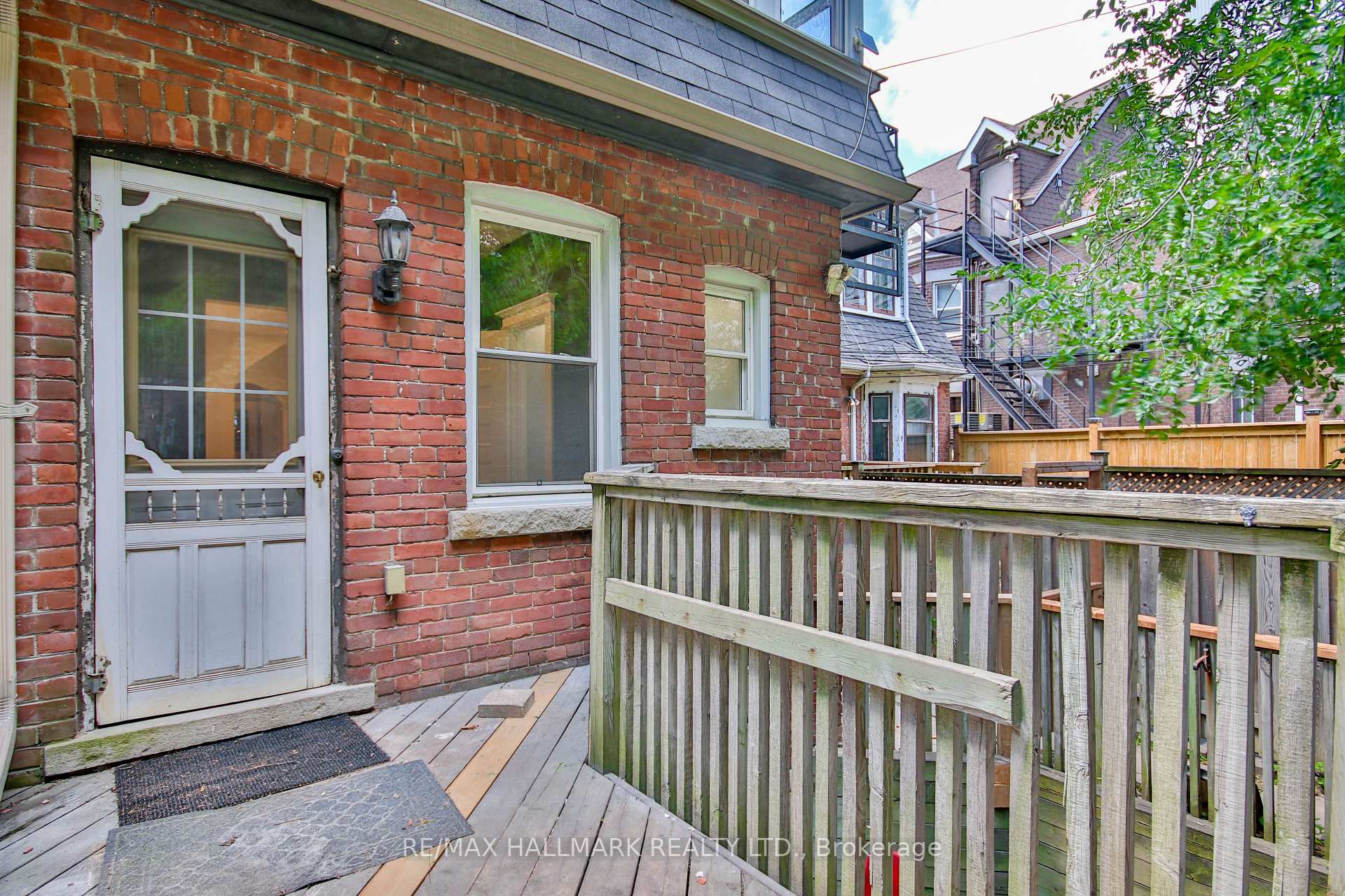 Photo 33 of Unit Main Fl, 639 Broadview Avenue, Toronto, North Riverdale — HOMEH