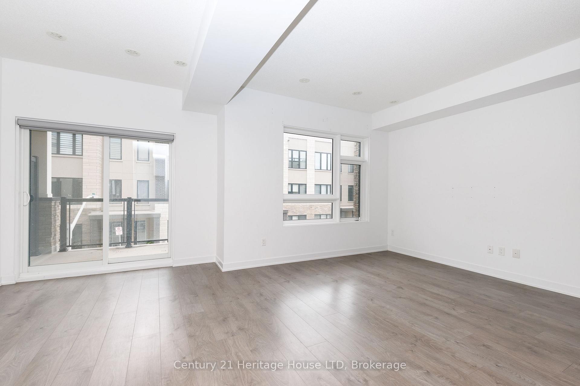 Photo 4 of Unit 55, 1121 Cooke Boulevard, Burlington, LaSalle — HOMEH