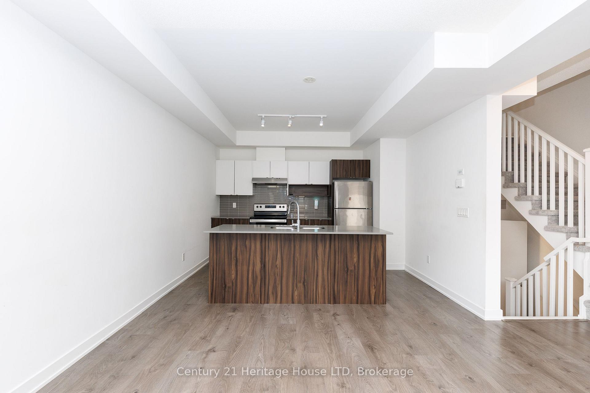Photo 6 of Unit 55, 1121 Cooke Boulevard, Burlington, LaSalle — HOMEH