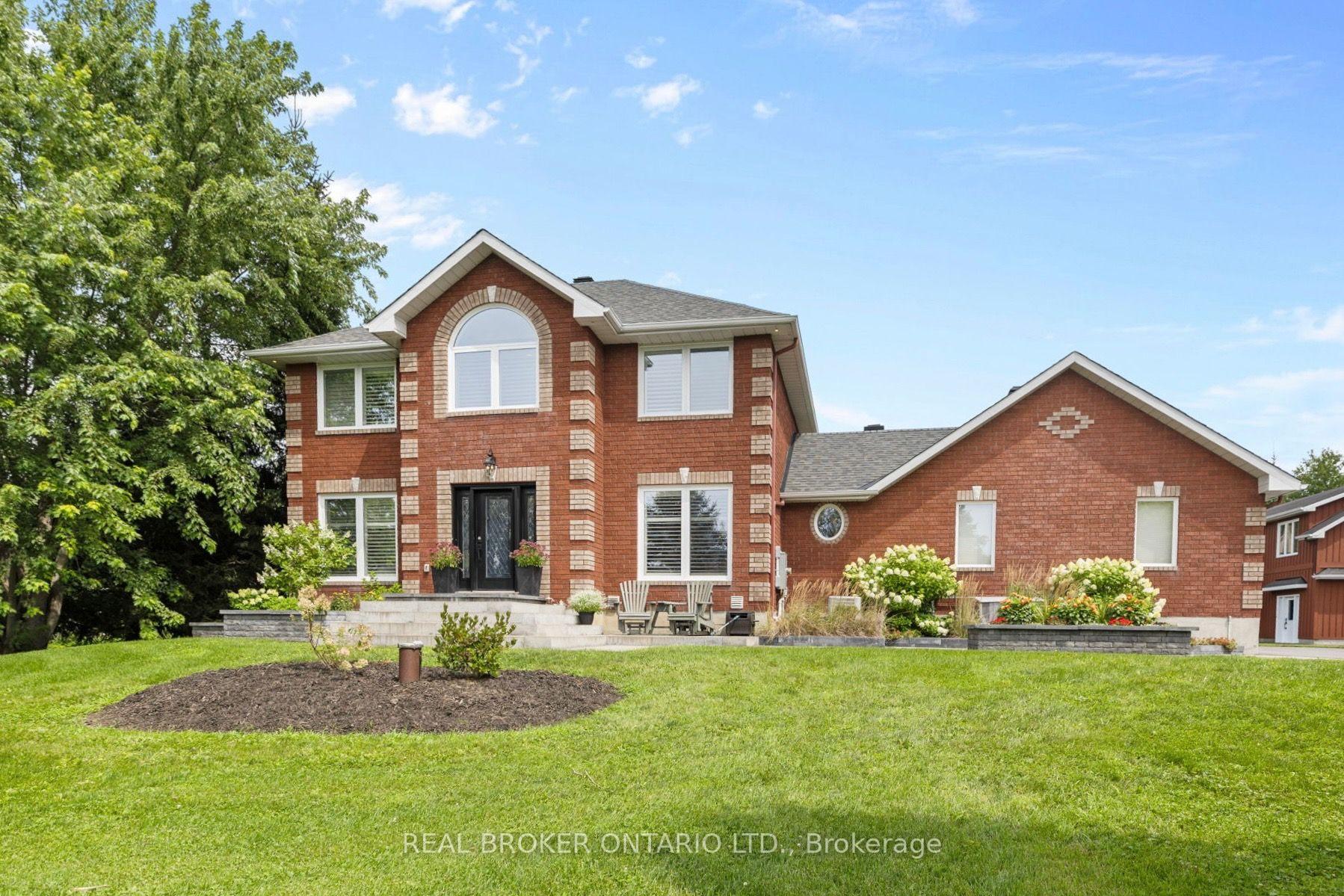 Photo 3 of 27 Garrison Drive, North Grenville, North Grenville Twp (Kemptville South) — HOMEH