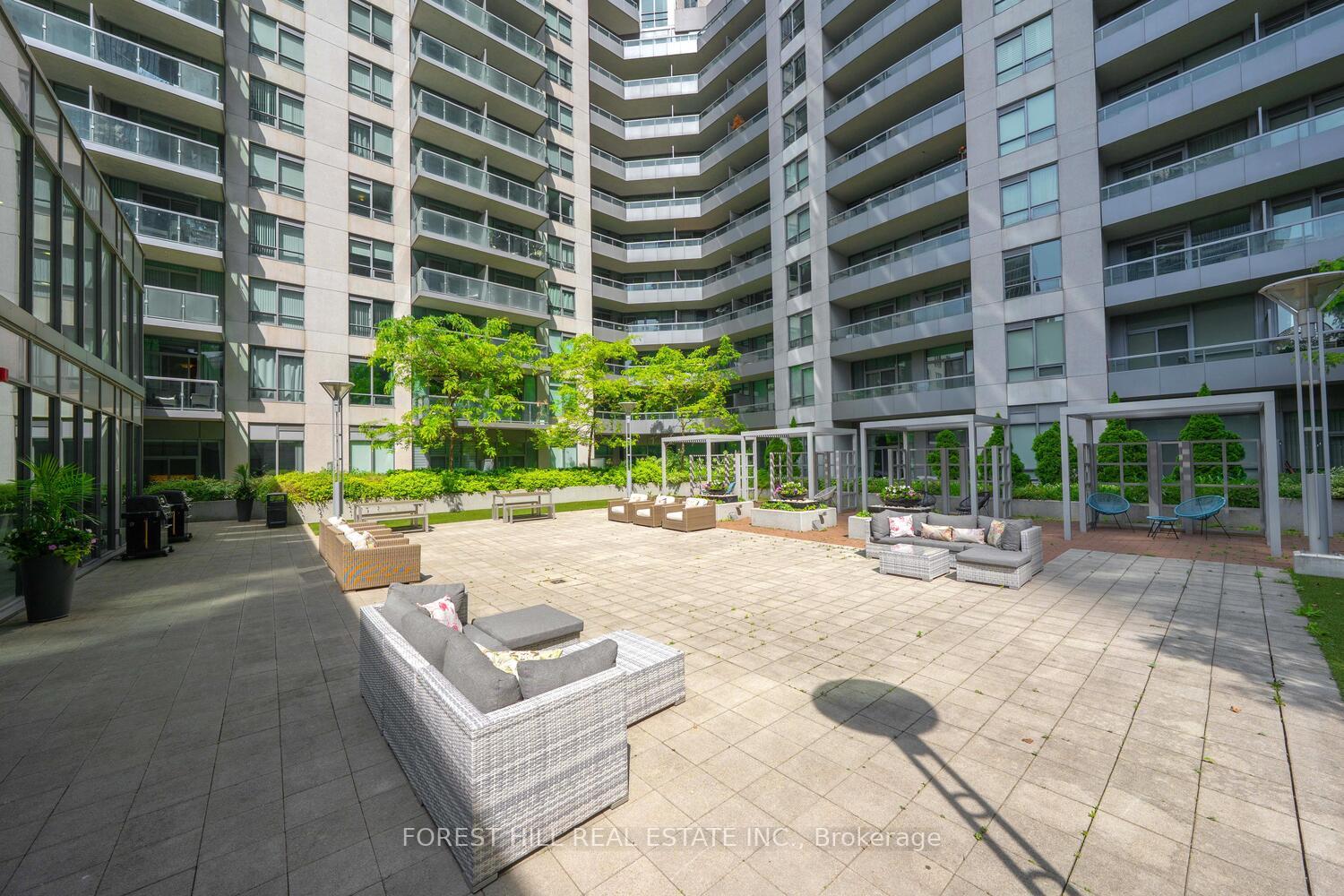 Photo 2 of Unit 1120, 25 Lower Simcoe Street, Toronto, Waterfront Communities — HOMEH