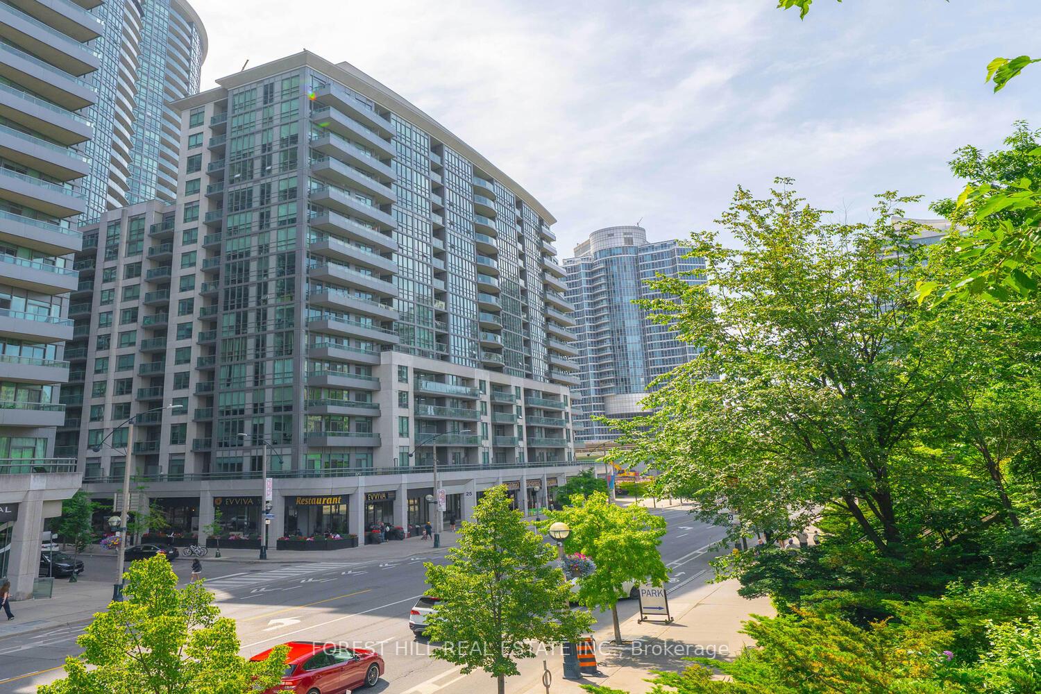 Photo 3 of Unit 1120, 25 Lower Simcoe Street, Toronto, Waterfront Communities — HOMEH