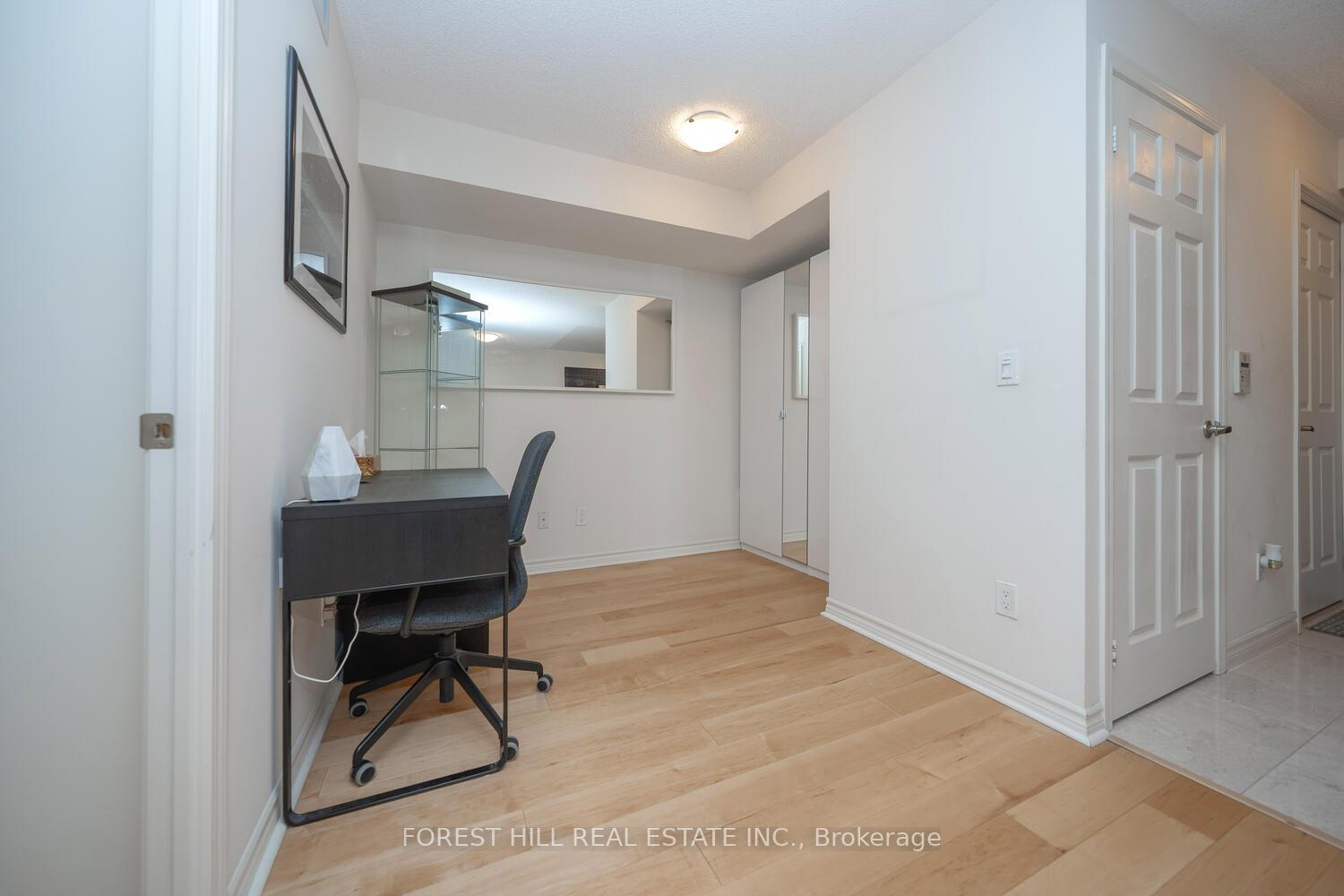 Photo 11 of Unit 1120, 25 Lower Simcoe Street, Toronto, Waterfront Communities — HOMEH