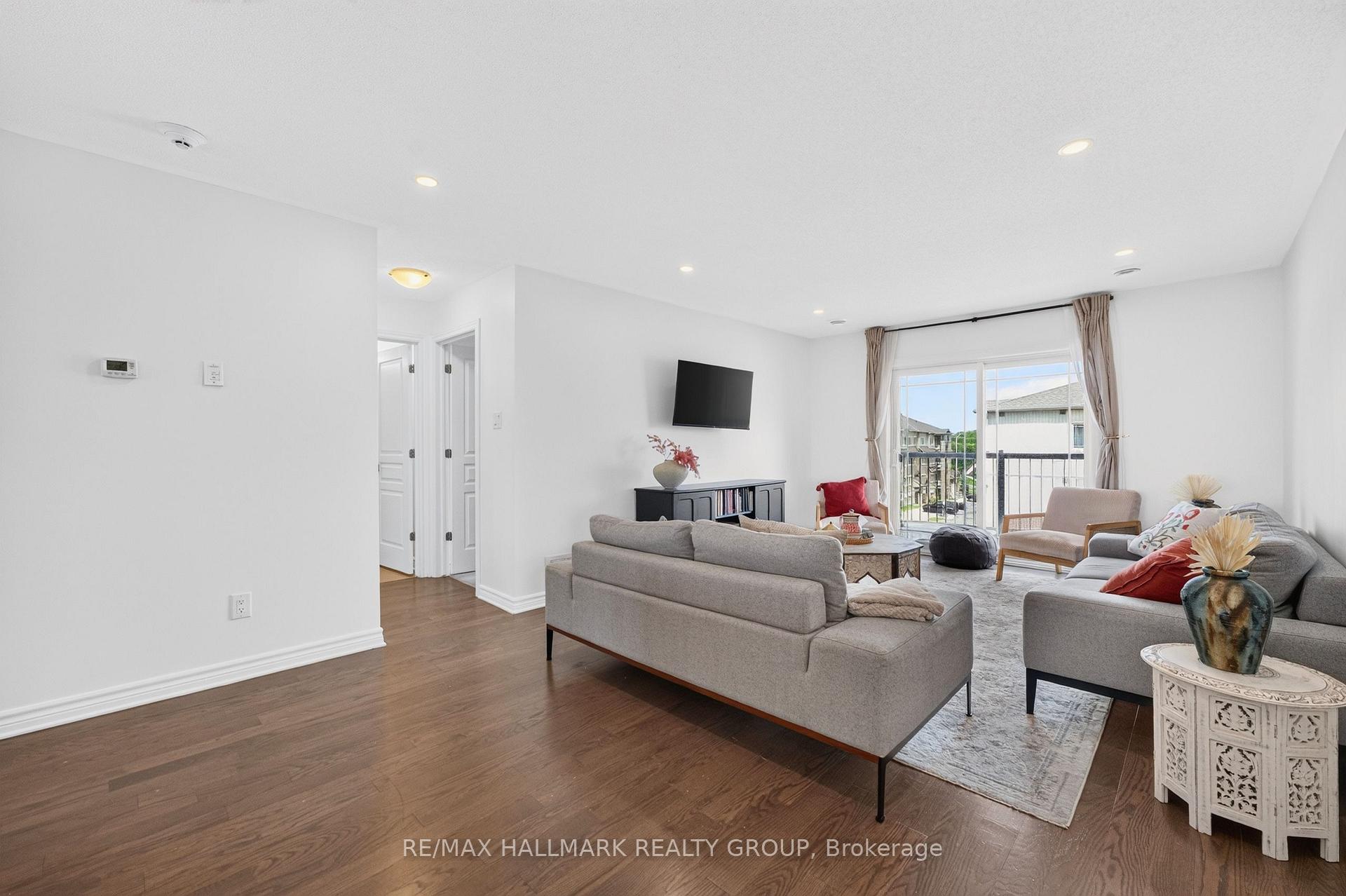Photo 9 of Unit 7, 192 Springbeauty Avenue, Ottawa, Barrhaven - Knollsbrook — HOMEH