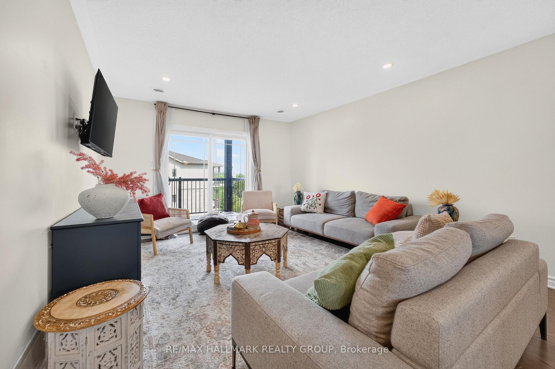 Photo 12 of Unit 7, 192 Springbeauty Avenue, Ottawa, Barrhaven - Knollsbrook — HOMEH