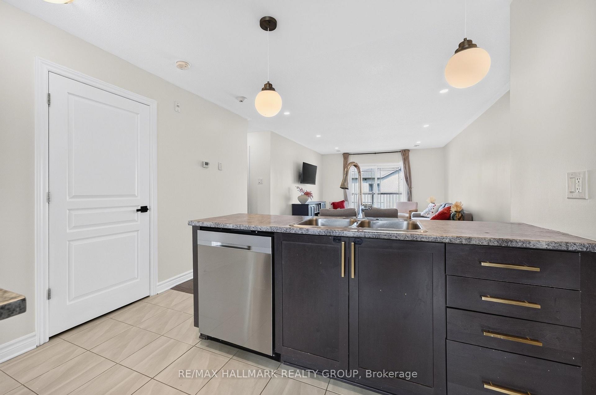 Photo 22 of Unit 7, 192 Springbeauty Avenue, Ottawa, Barrhaven - Knollsbrook — HOMEH