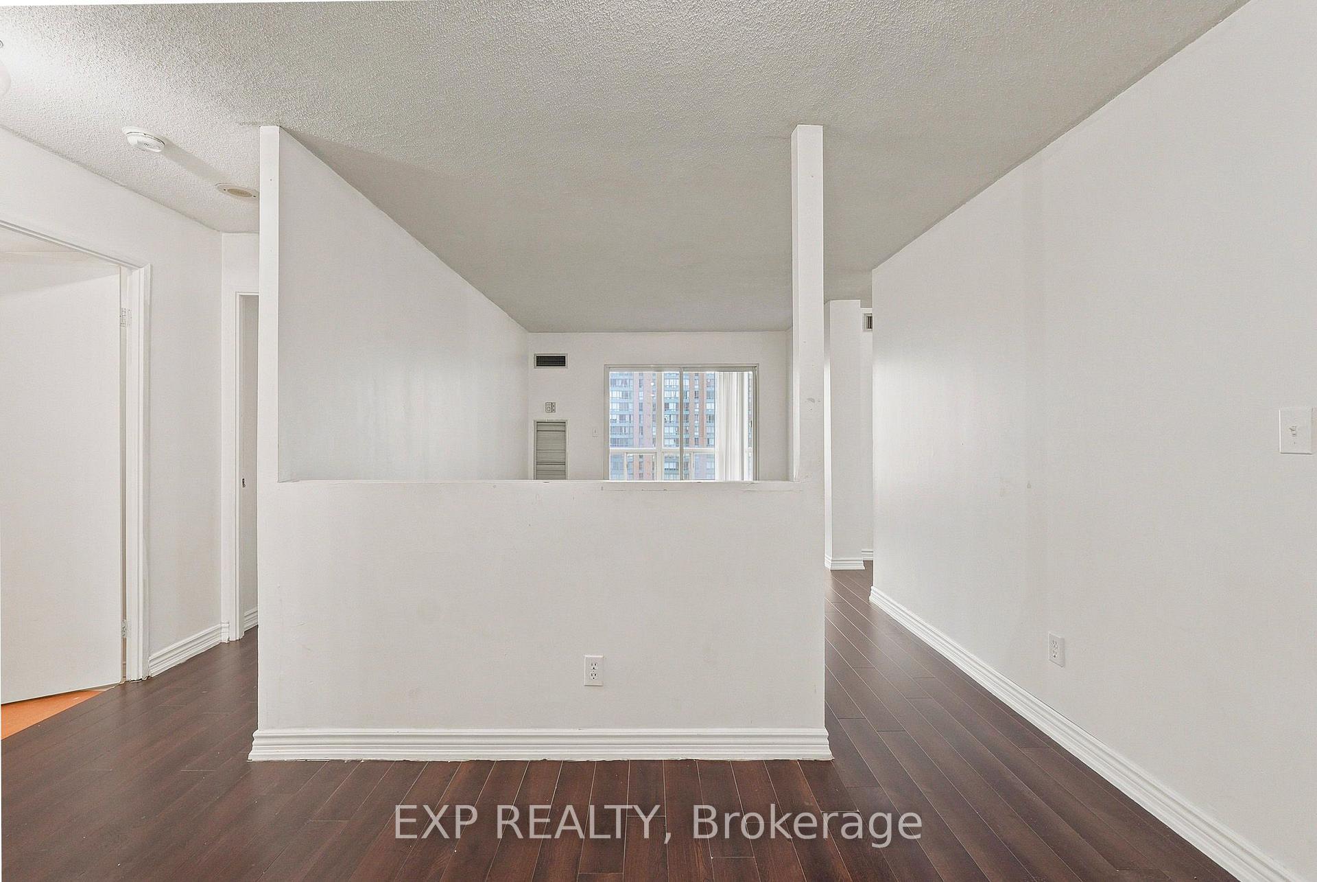 Photo 3 of Unit 1114, 155 Hillcrest Avenue, Mississauga, Cooksville — HOMEH