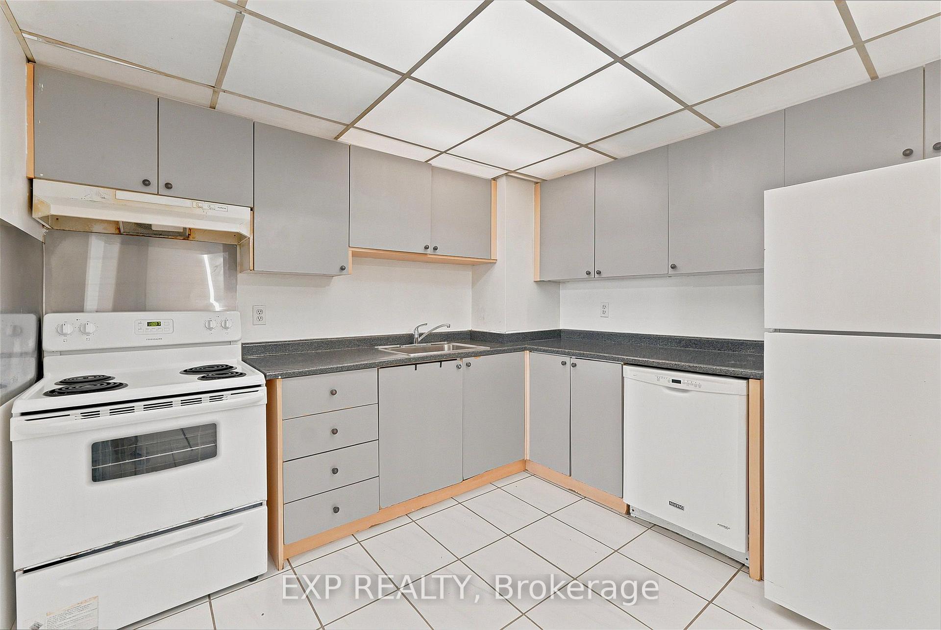 Photo 14 of Unit 1114, 155 Hillcrest Avenue, Mississauga, Cooksville — HOMEH