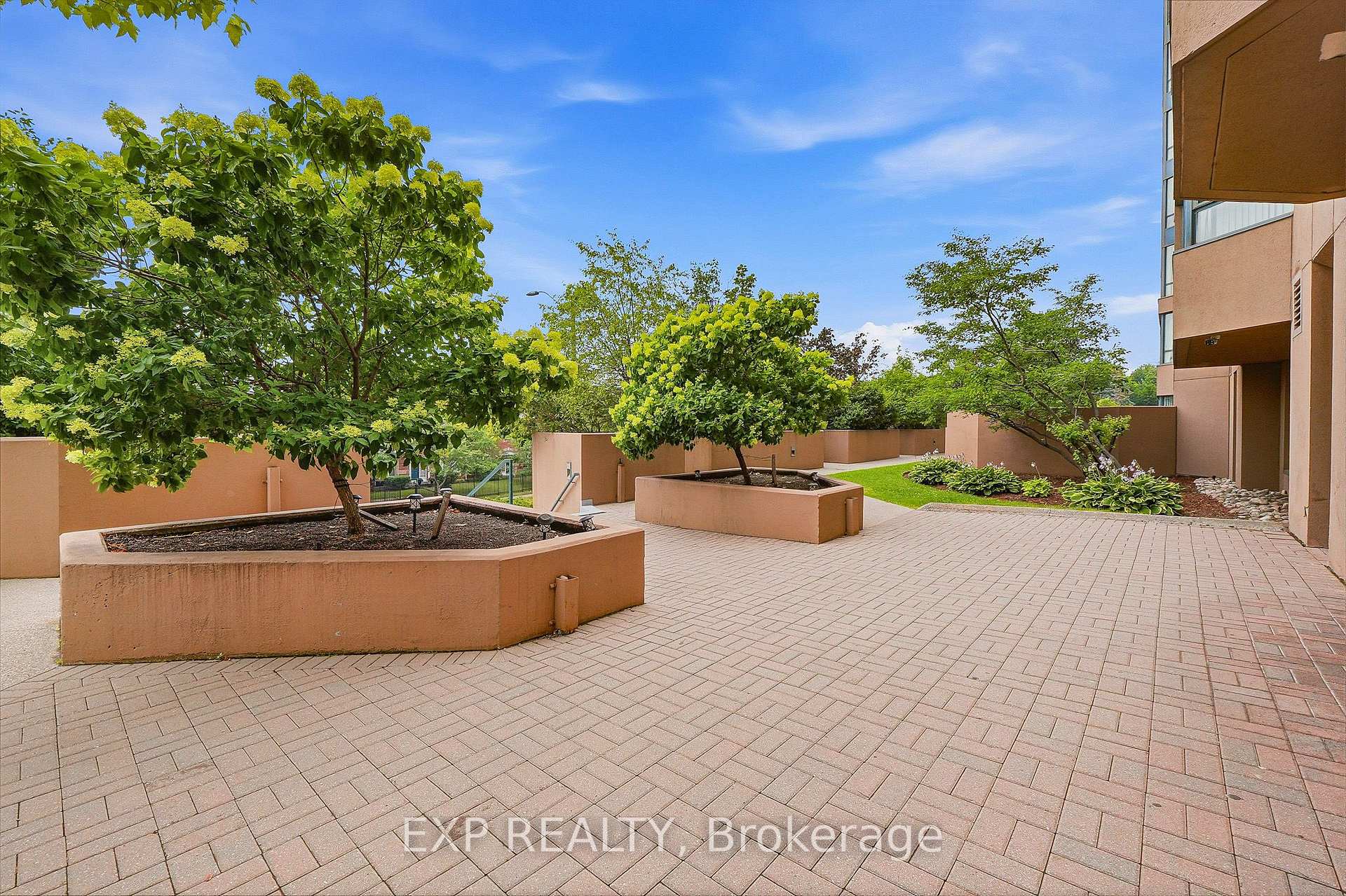 Photo 37 of Unit 1114, 155 Hillcrest Avenue, Mississauga, Cooksville — HOMEH
