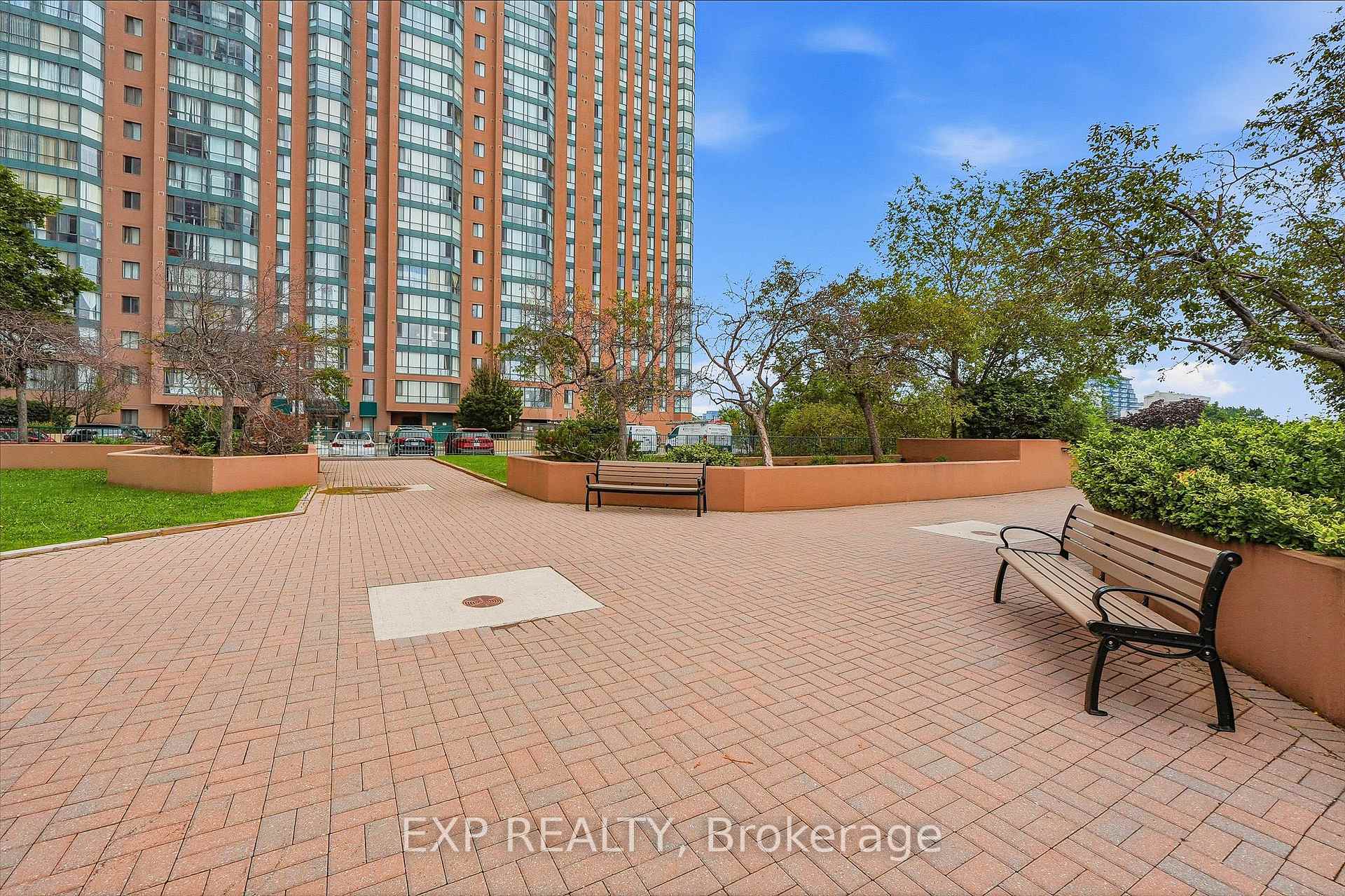 Photo 41 of Unit 1114, 155 Hillcrest Avenue, Mississauga, Cooksville — HOMEH