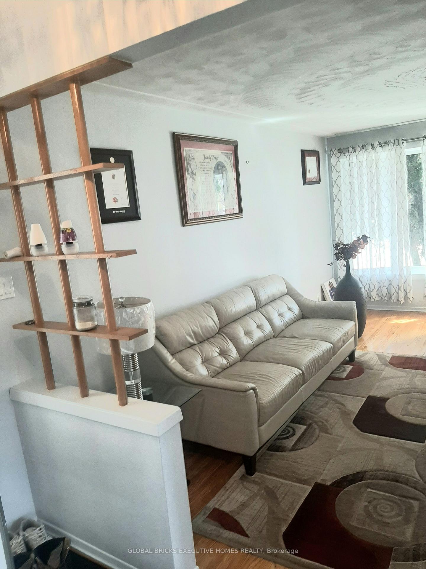Photo 3 of 2141 Meadowbrook Road, Burlington, Mountainside — HOMEH