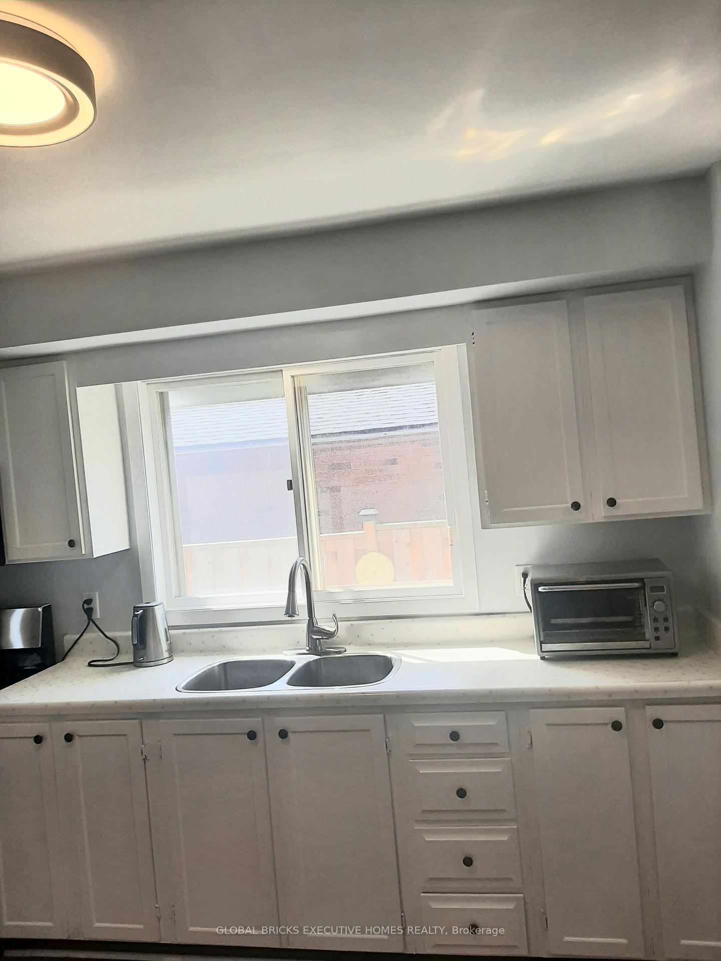 Photo 11 of 2141 Meadowbrook Road, Burlington, Mountainside — HOMEH