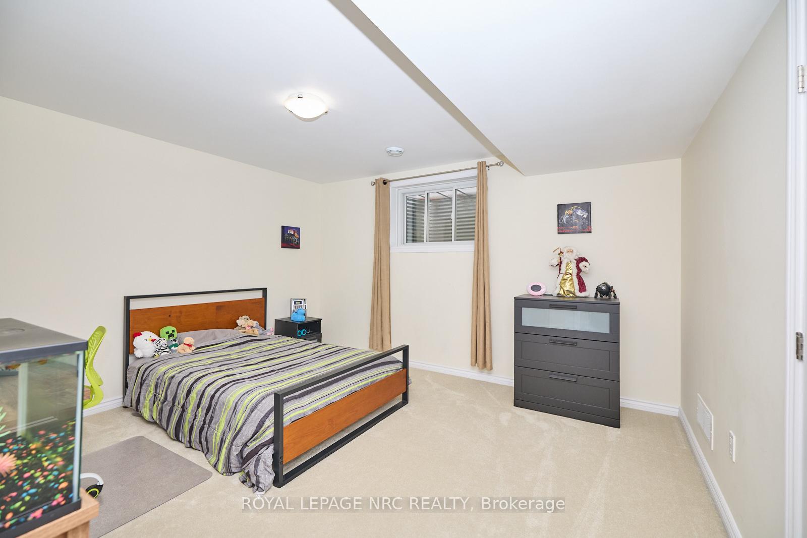 Photo 22 of 171 Classic Avenue, Welland, Lincoln/Crowland — HOMEH