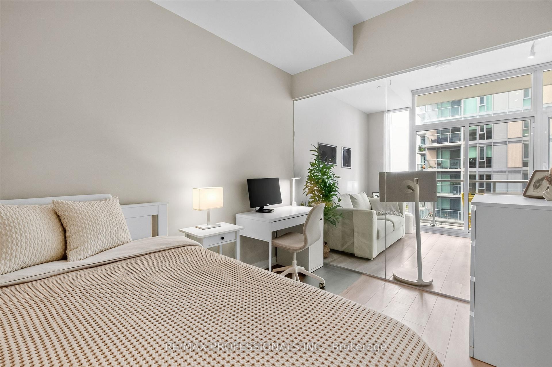 Photo 21 of Unit 1102, 33 Helendale Avenue, Toronto, Yonge-Eglinton — HOMEH