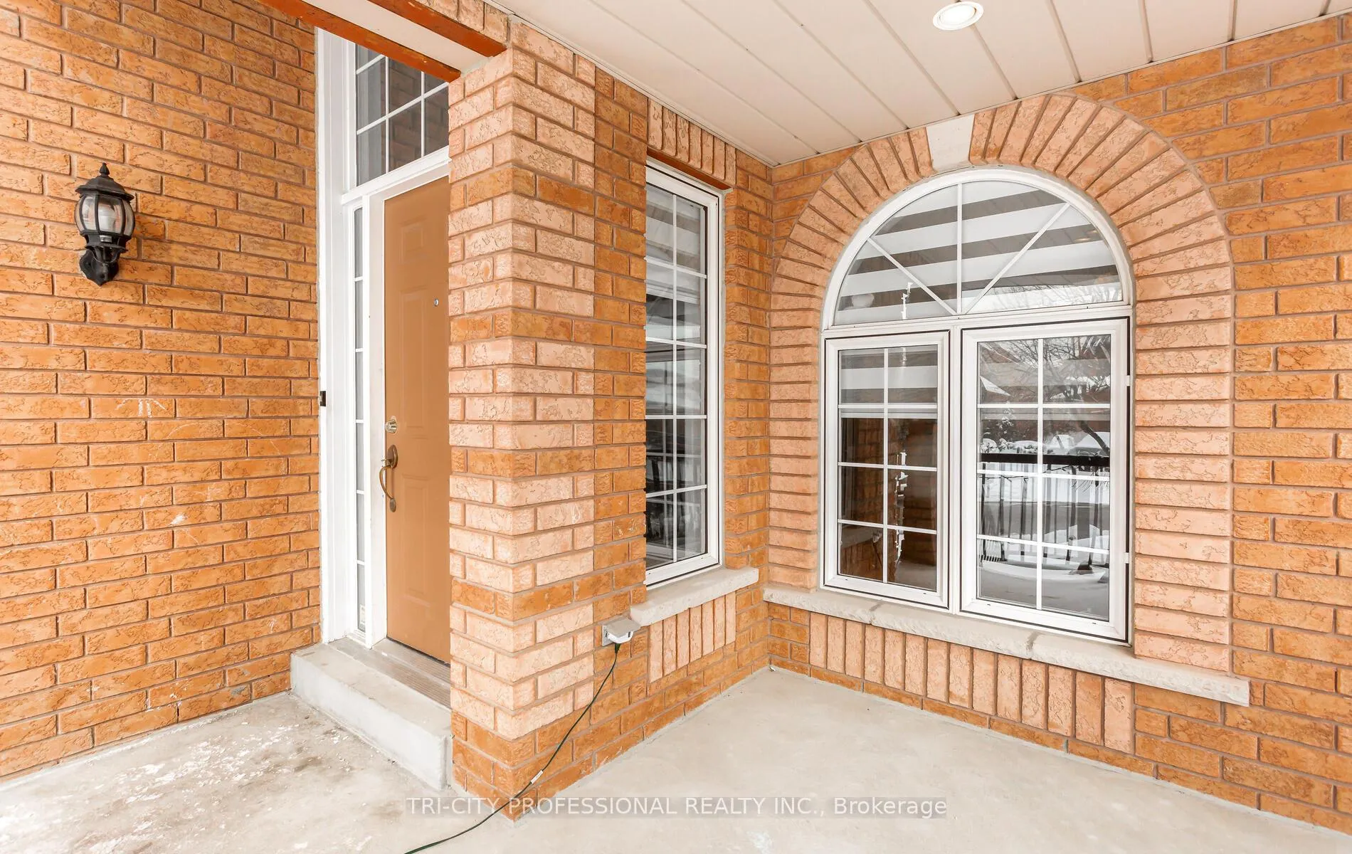Photo 4 of 18 Trailview Lane, Caledon, Bolton West — HOMEH