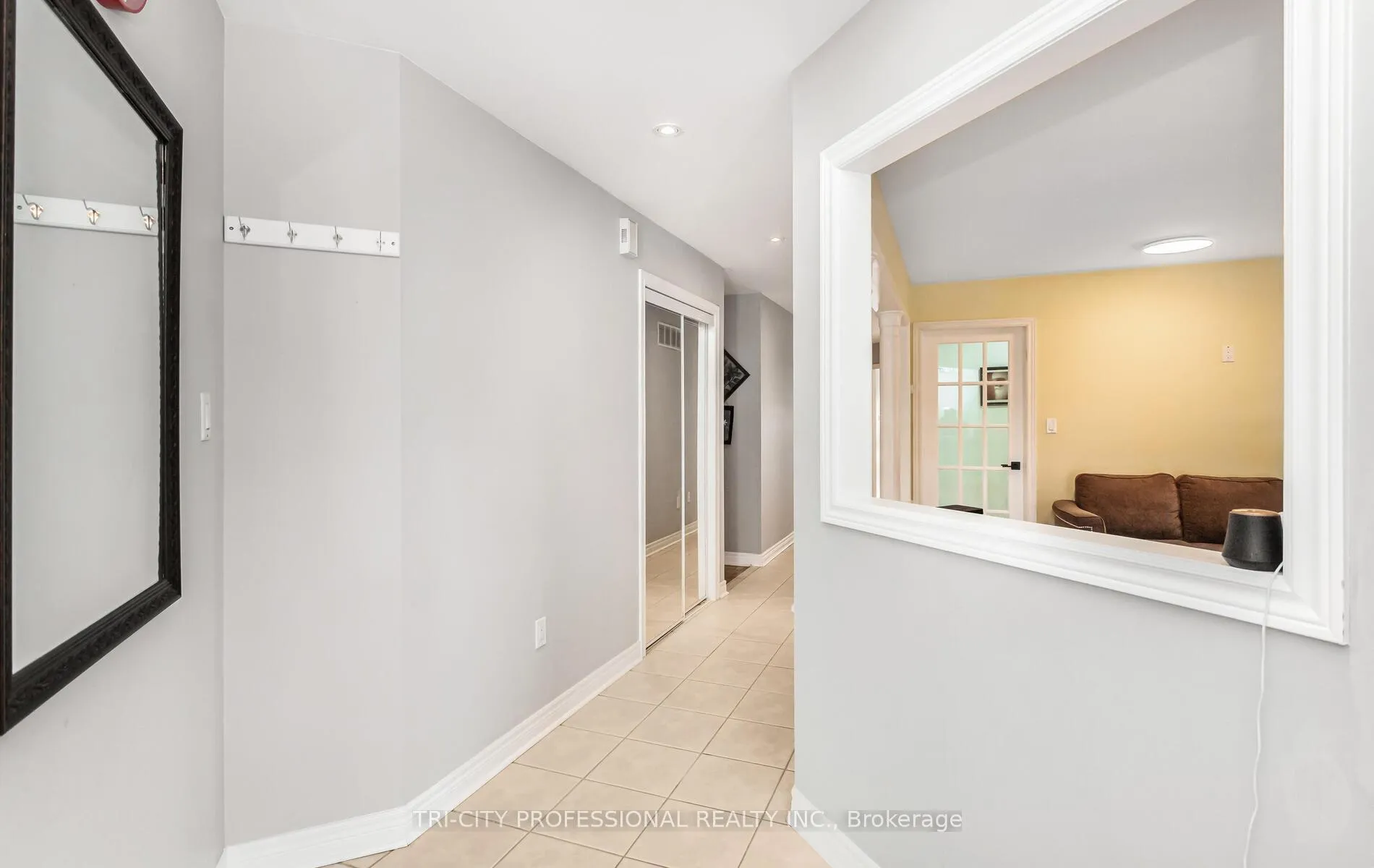 Photo 6 of 18 Trailview Lane, Caledon, Bolton West — HOMEH