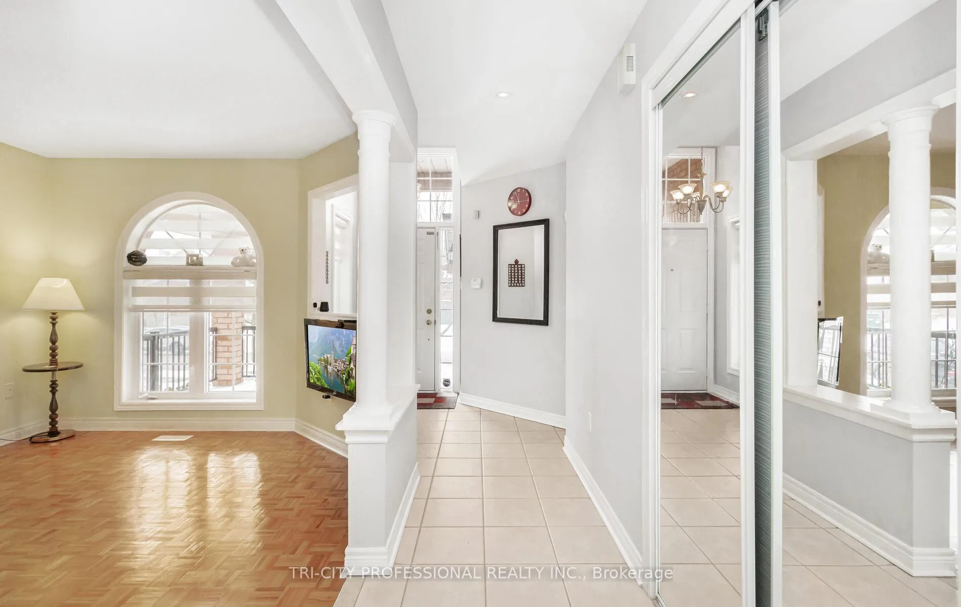 Photo 7 of 18 Trailview Lane, Caledon, Bolton West — HOMEH