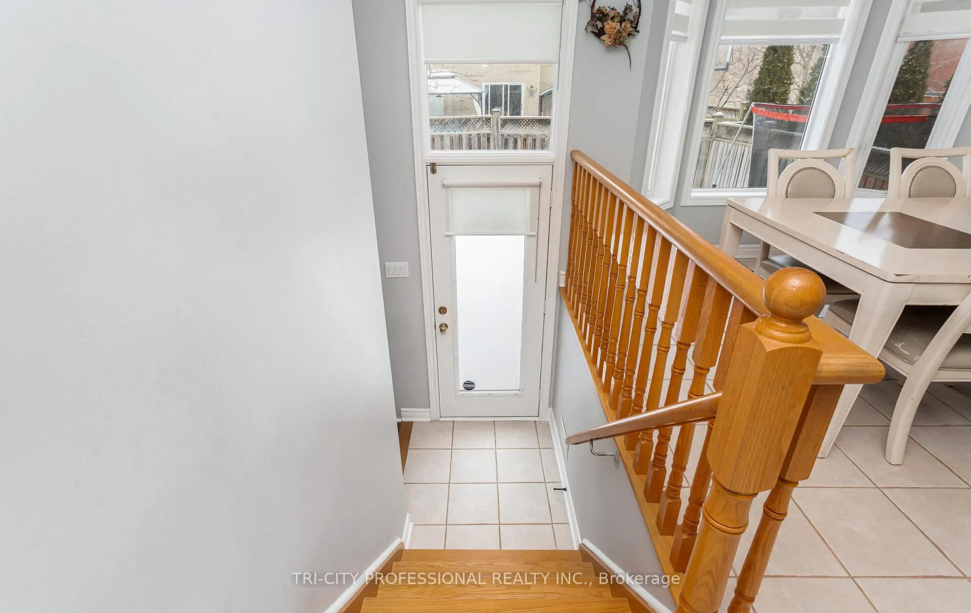 Photo 23 of 18 Trailview Lane, Caledon, Bolton West — HOMEH