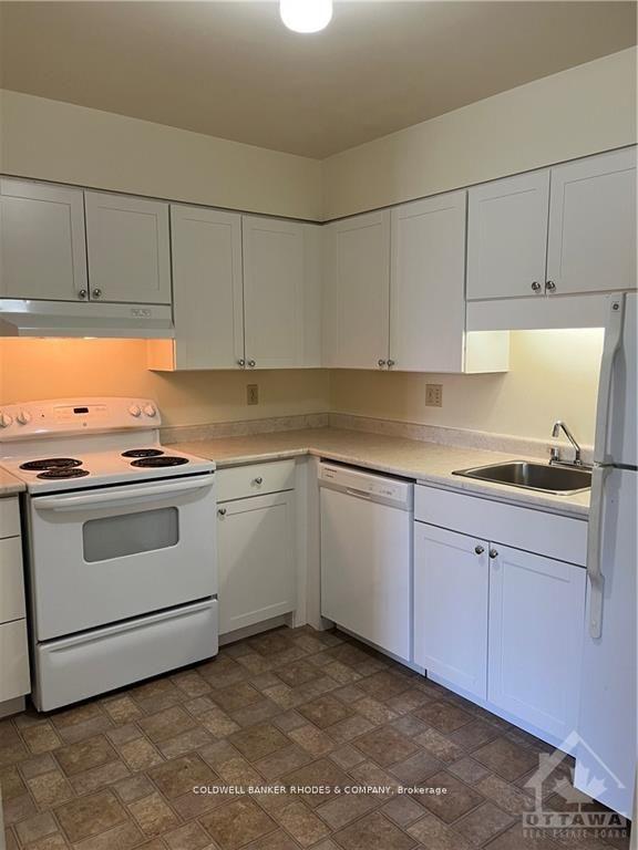 Photo 3 of Unit 205, 325 Centrum Boulevard, Ottawa, Bilberry Creek/Queenswood Heights — HOMEH