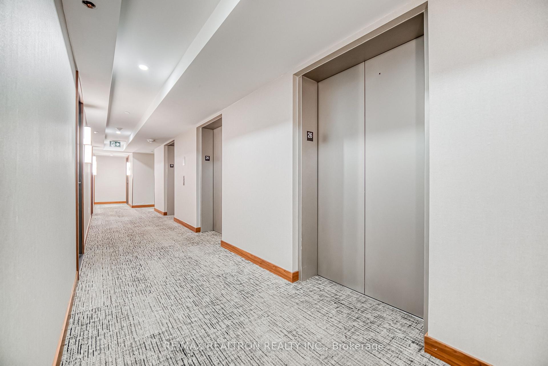 Photo 4 of Unit 2603, 17 Bathurst Street, Toronto, Waterfront Communities — HOMEH