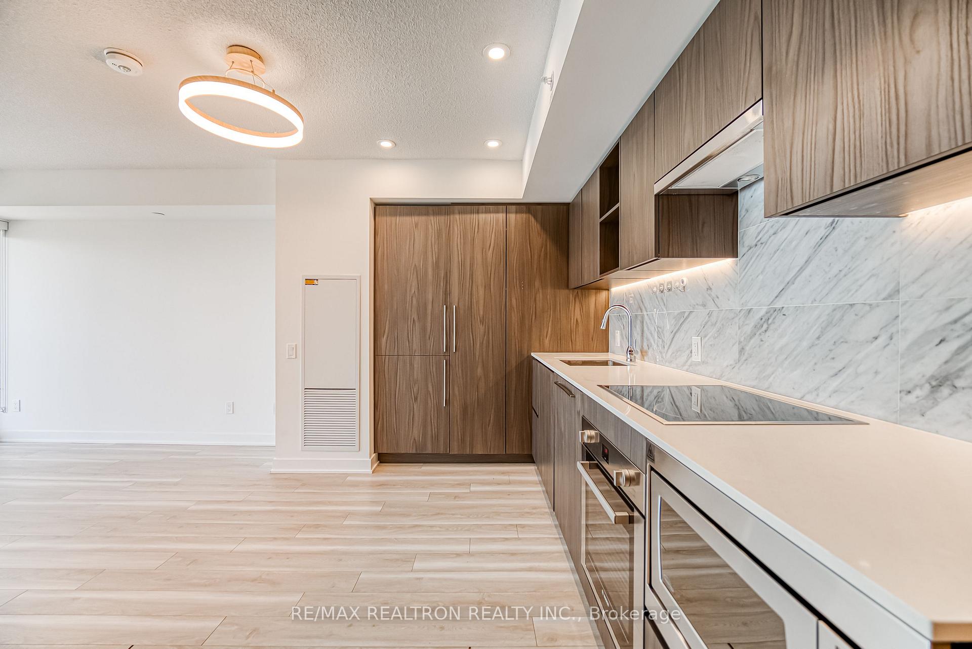 Photo 9 of Unit 2603, 17 Bathurst Street, Toronto, Waterfront Communities — HOMEH