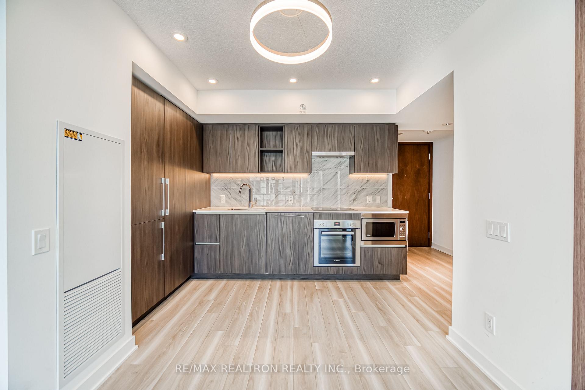 Photo 17 of Unit 2603, 17 Bathurst Street, Toronto, Waterfront Communities — HOMEH