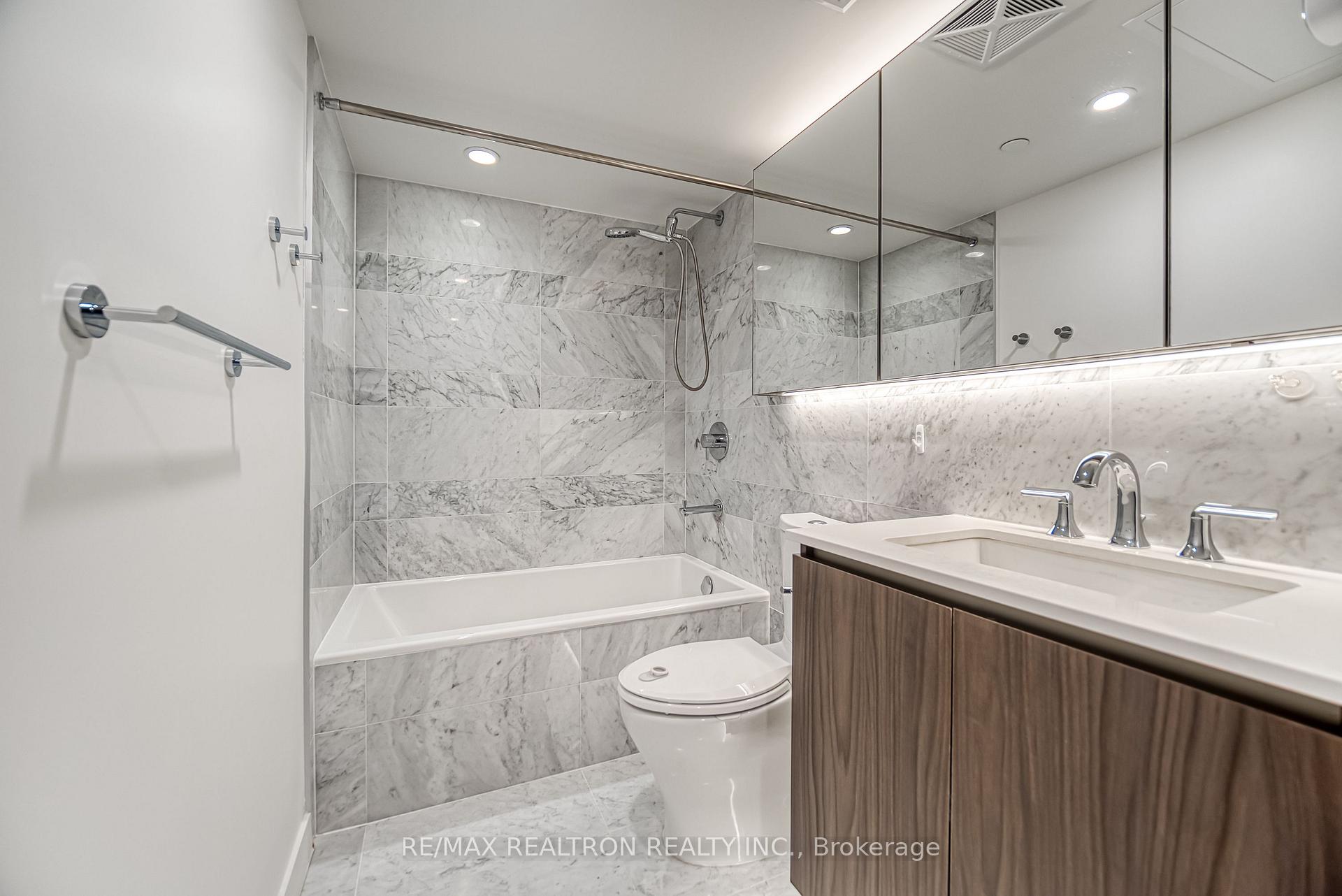Photo 33 of Unit 2603, 17 Bathurst Street, Toronto, Waterfront Communities — HOMEH