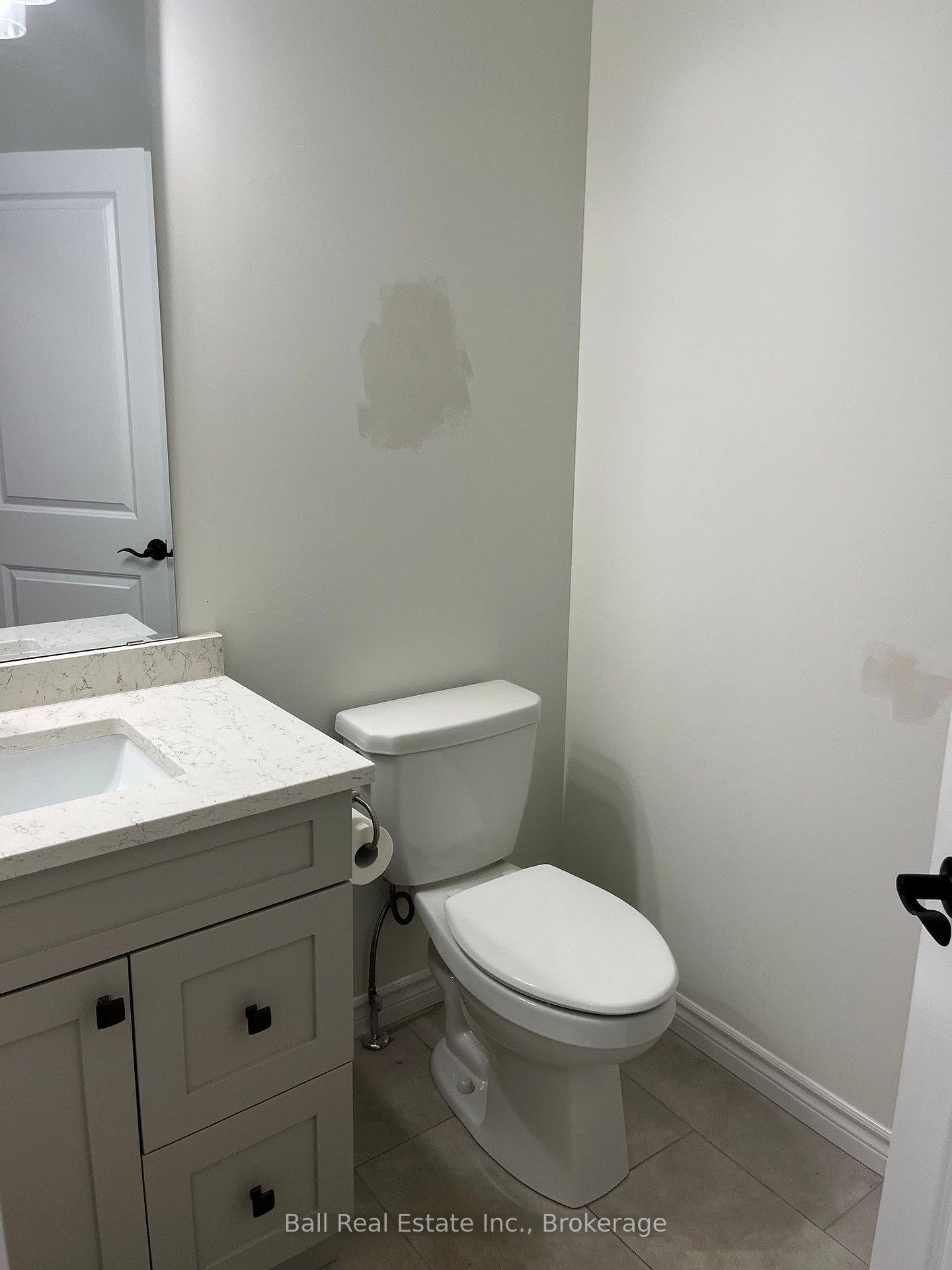 Photo 24 of 13 Carrick Street S, Stirling-Rawdon, Stirling Ward — HOMEH