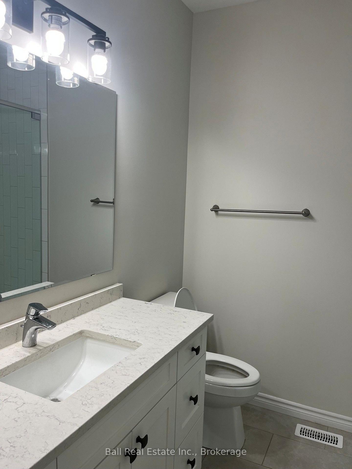 Photo 26 of 13 Carrick Street S, Stirling-Rawdon, Stirling Ward — HOMEH