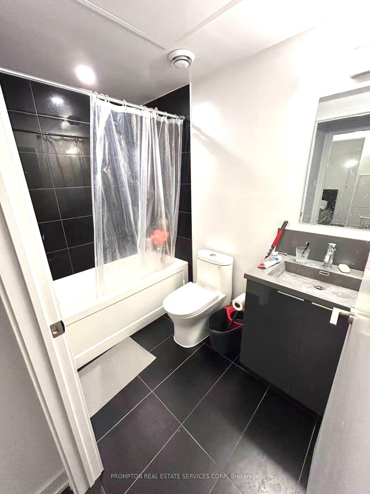 Photo 6 of Unit 2806, 238 Simcoe Street, Toronto, Kensington-Chinatown — HOMEH