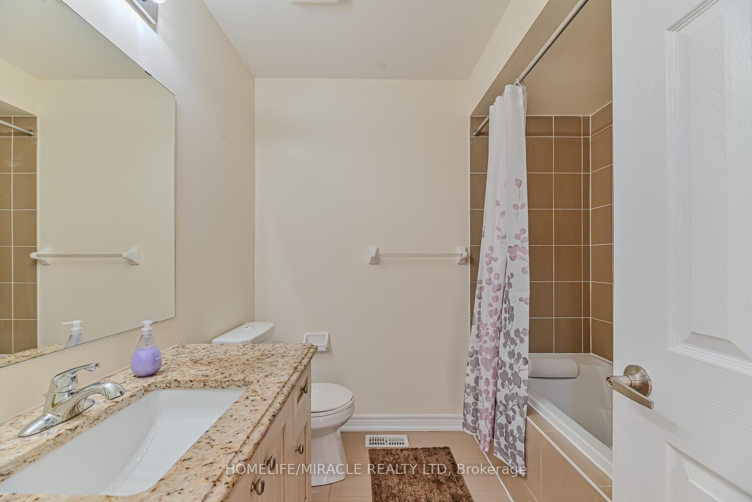 Photo 10 of 105 Sky Harbour Drive, Brampton, Bram West — HOMEH