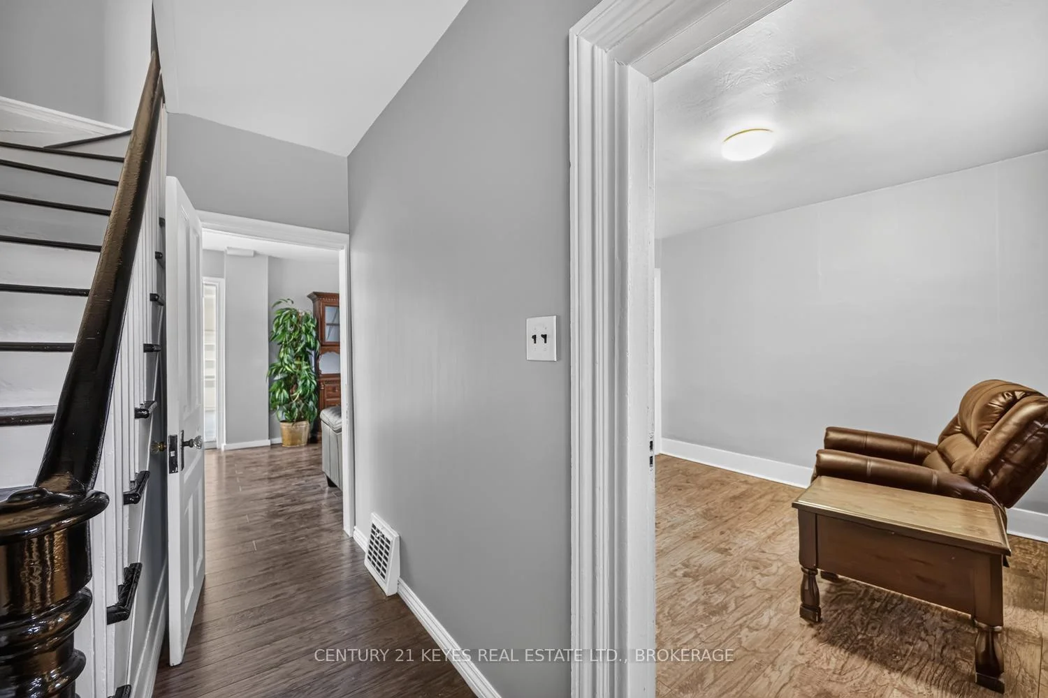 Photo 7 of 39 Amy Street, Brockville, Brockville — HOMEH