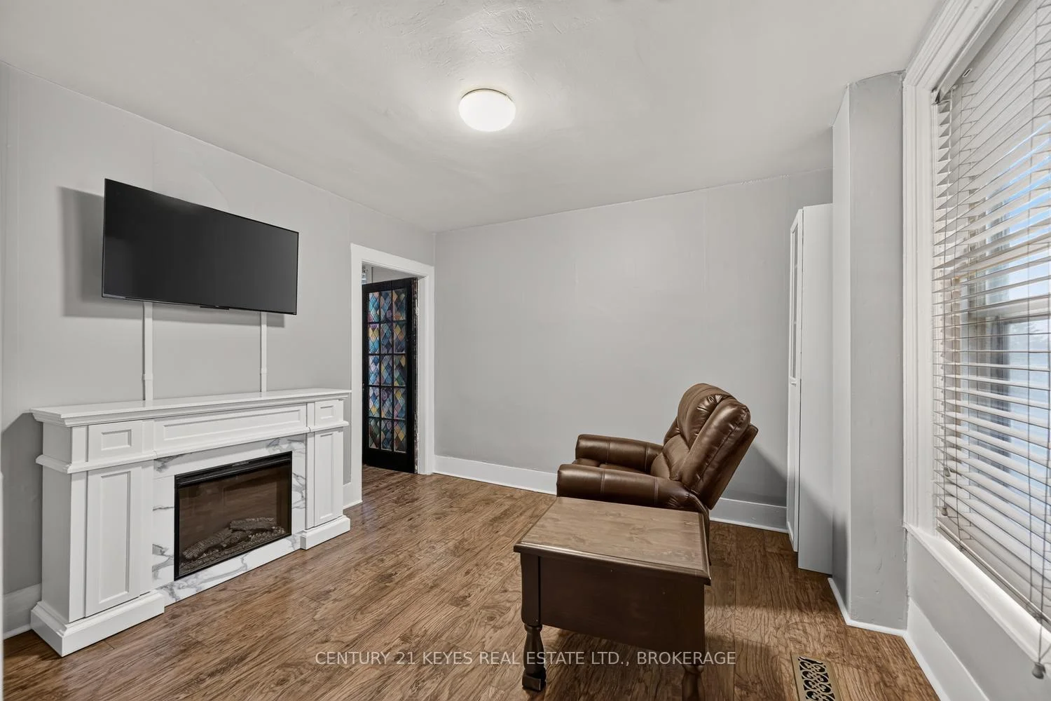 Photo 11 of 39 Amy Street, Brockville, Brockville — HOMEH