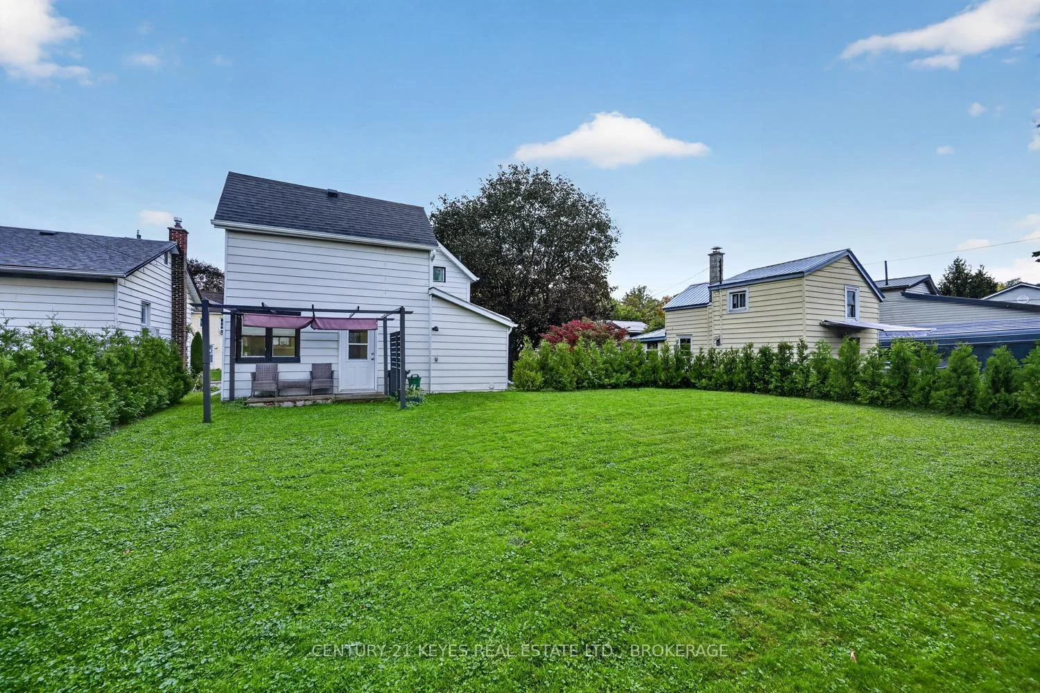 Photo 51 of 39 Amy Street, Brockville, Brockville — HOMEH