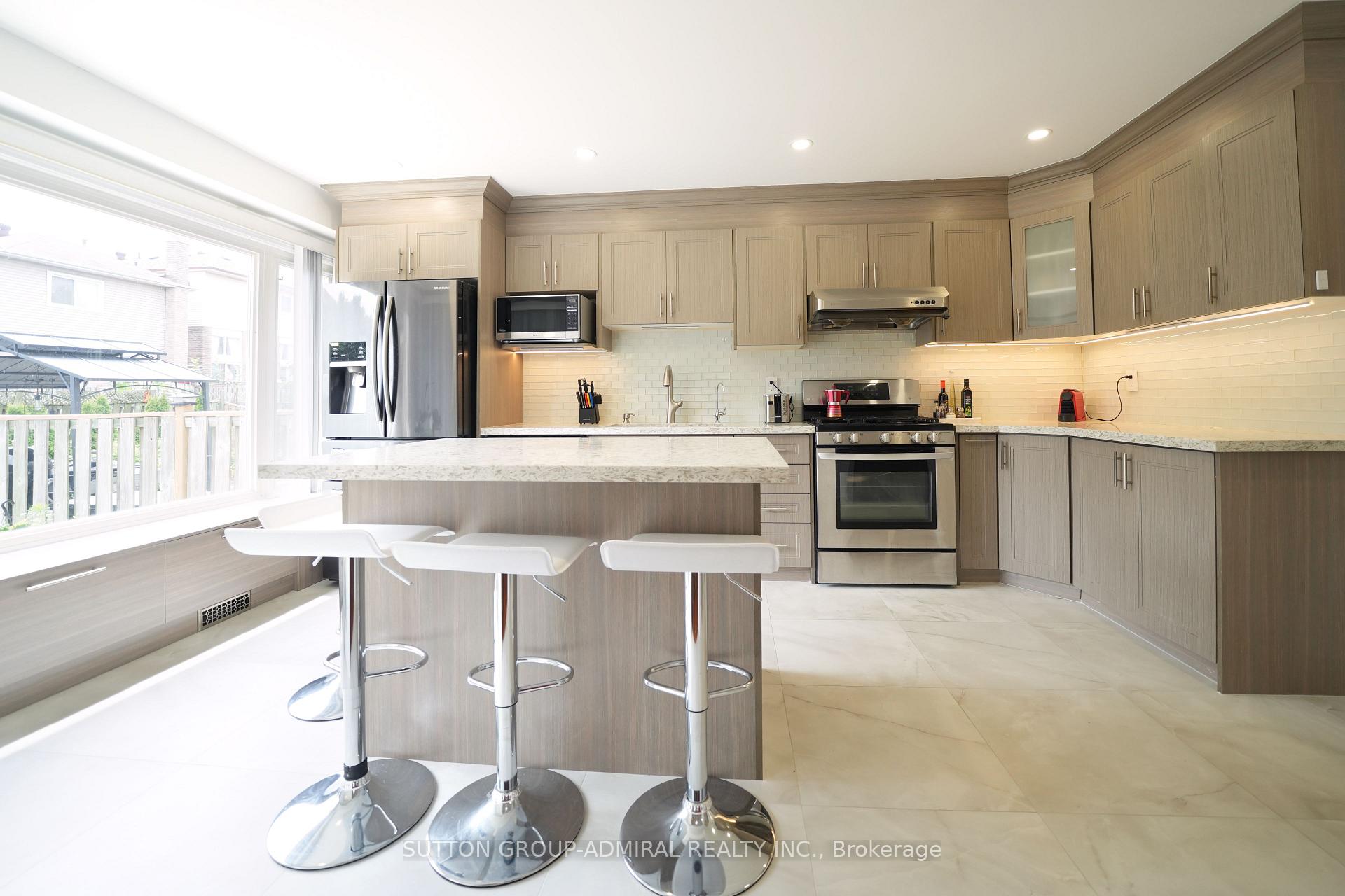 Photo 16 of 33 Wilderness Drive, Scarborough, Milliken — HOMEH
