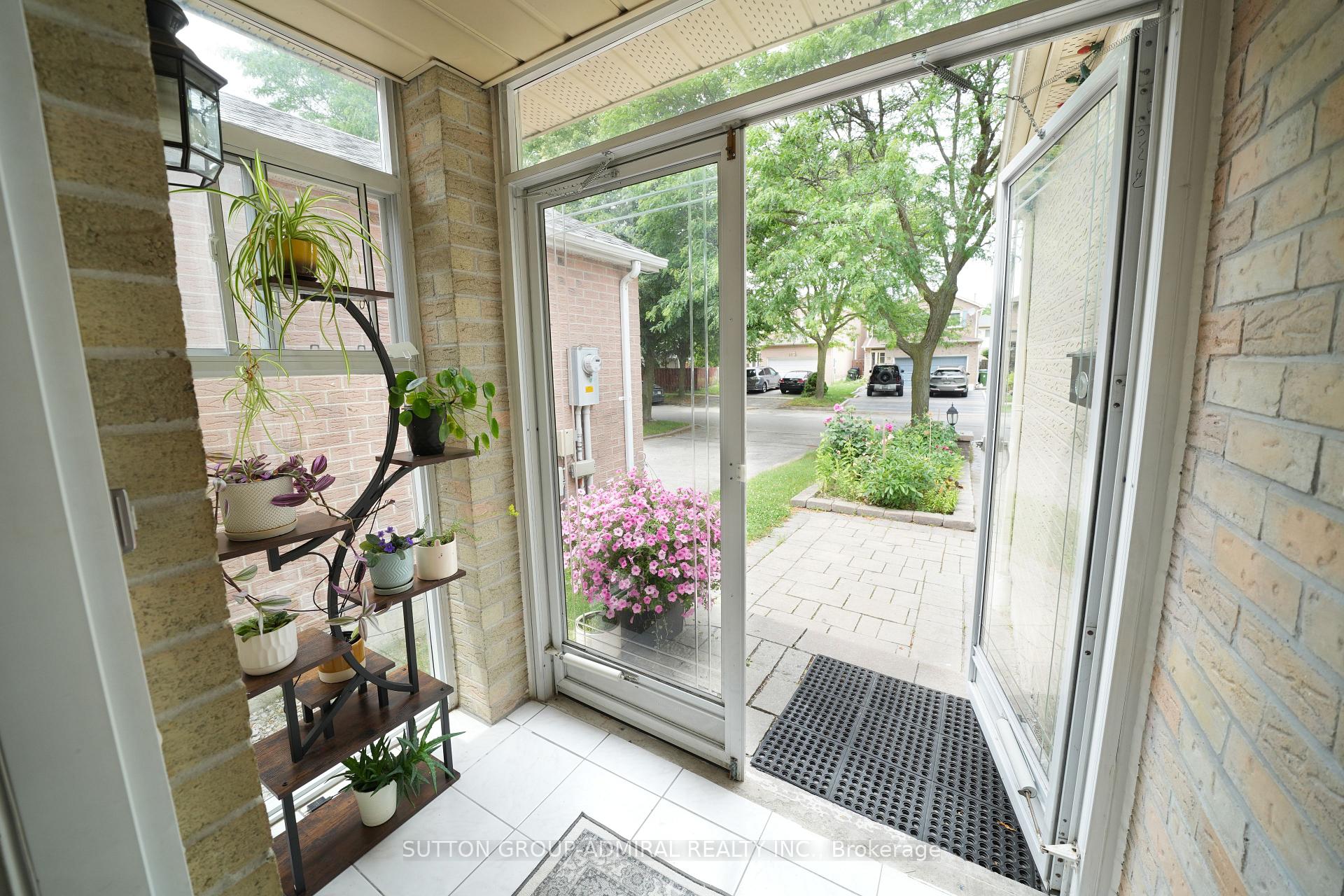 Photo 19 of 33 Wilderness Drive, Scarborough, Milliken — HOMEH