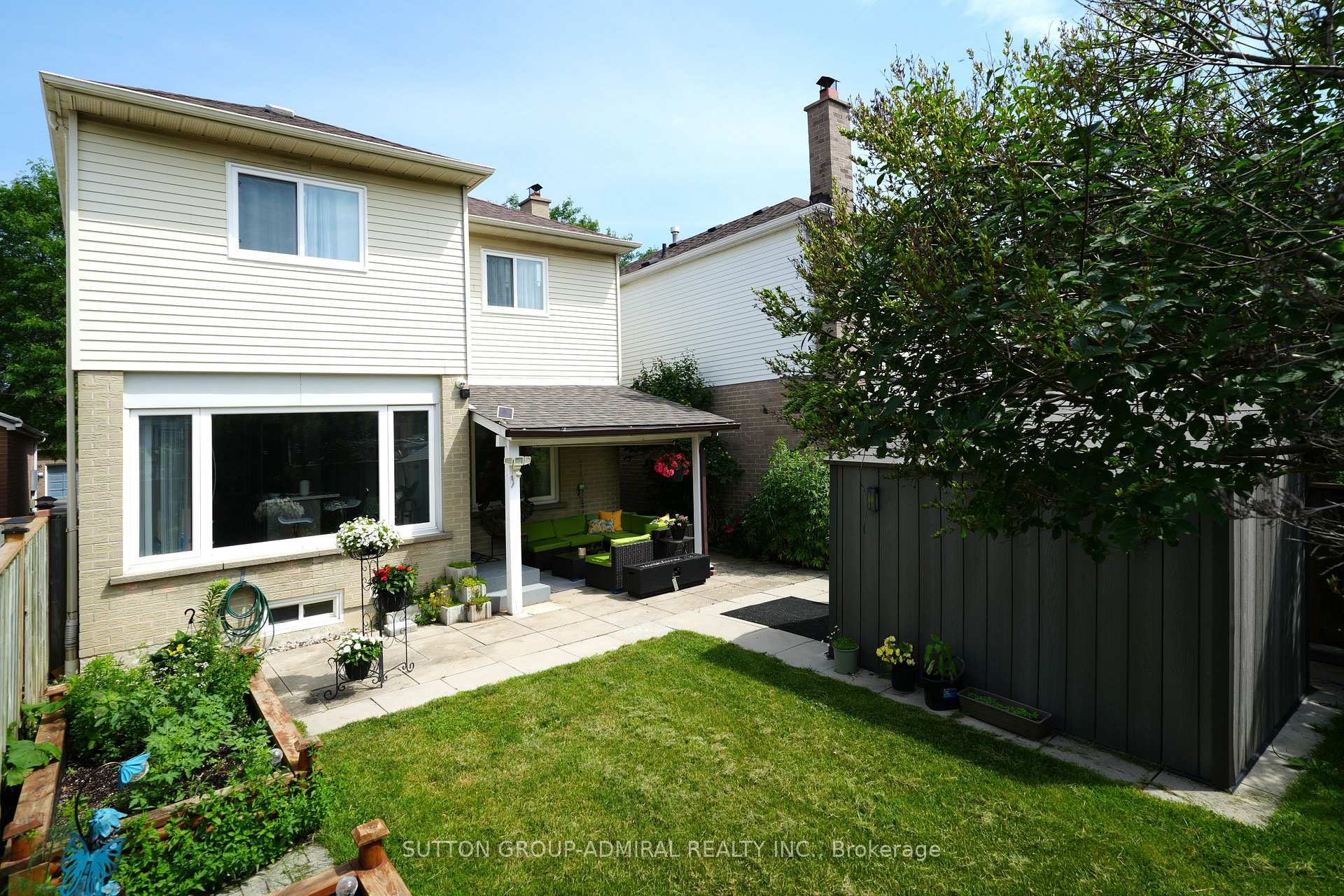 Photo 33 of 33 Wilderness Drive, Scarborough, Milliken — HOMEH