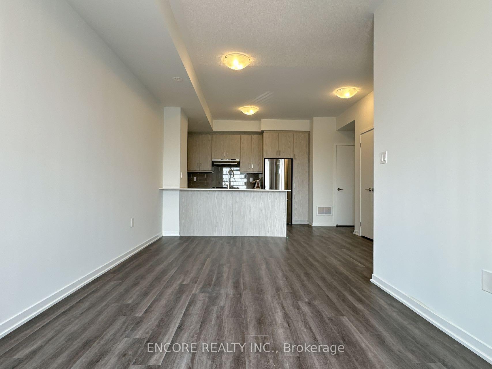 Photo 7 of Unit 286, 140 Honeycrisp Crescent, Vaughan, Vaughan Corporate Centre — HOMEH