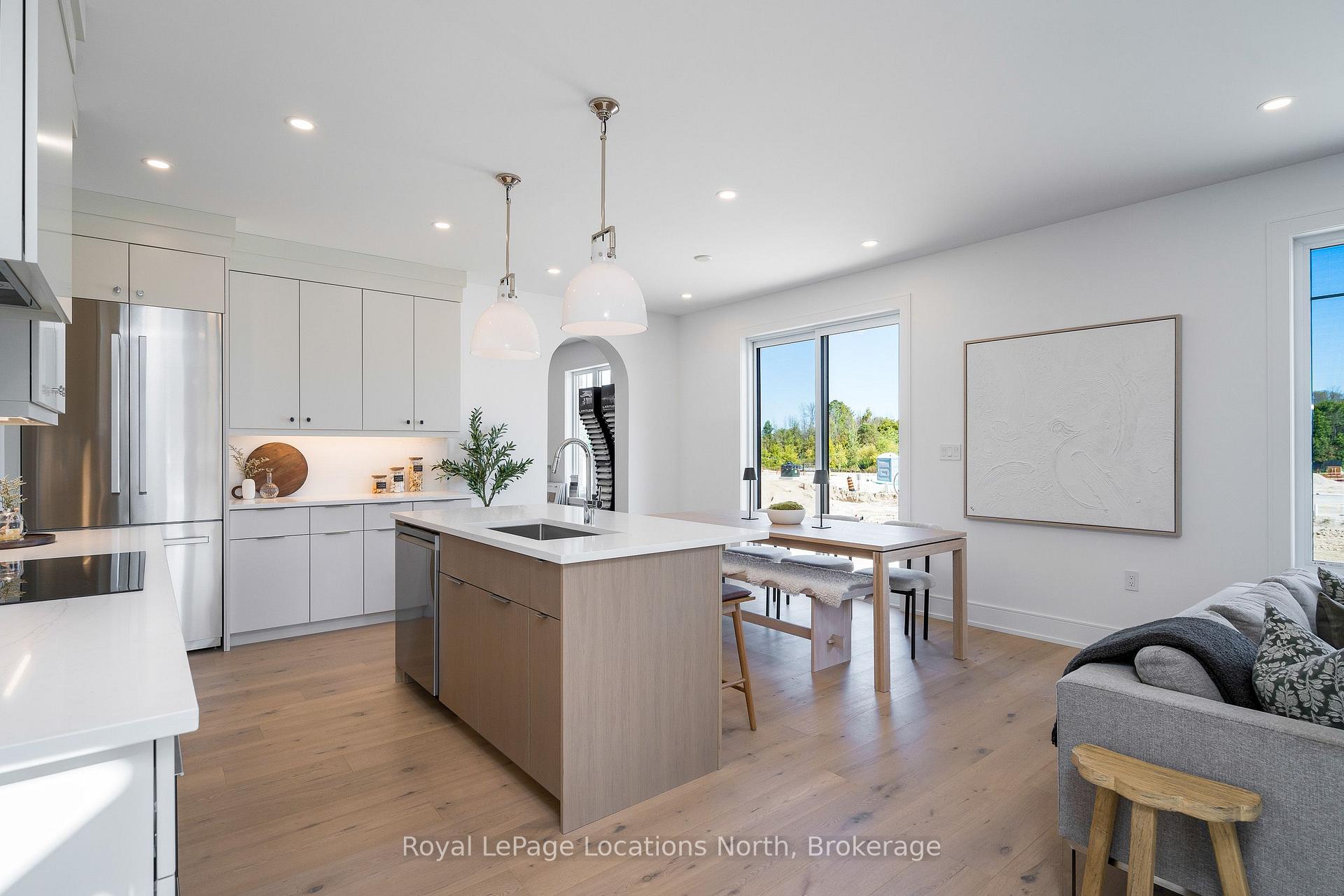 Photo 9 of 17 Swain Crescent, Collingwood — HOMEH