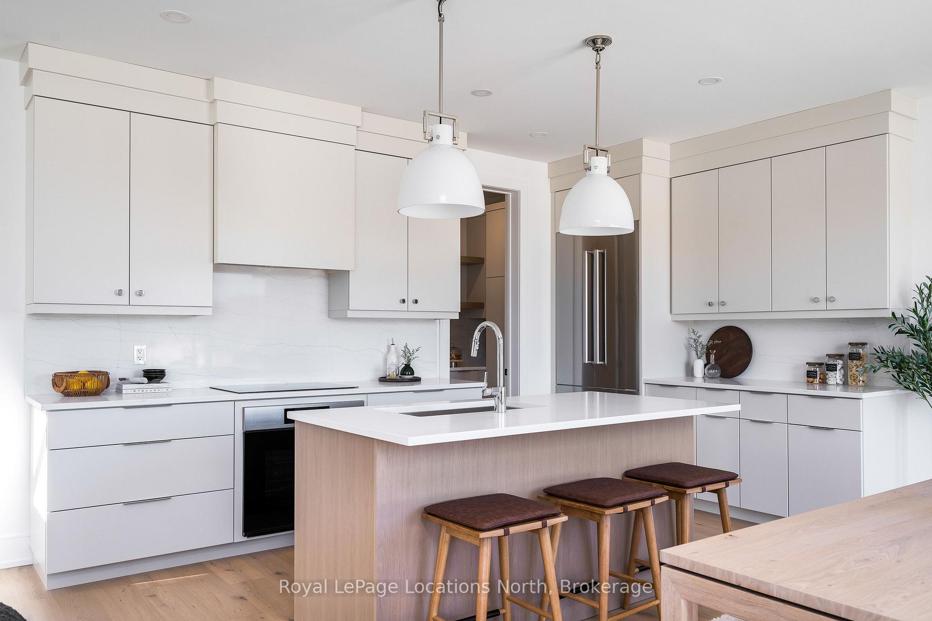Photo 12 of 17 Swain Crescent, Collingwood — HOMEH