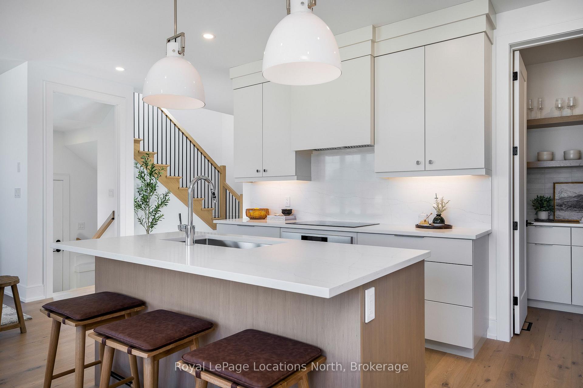 Photo 15 of 17 Swain Crescent, Collingwood — HOMEH