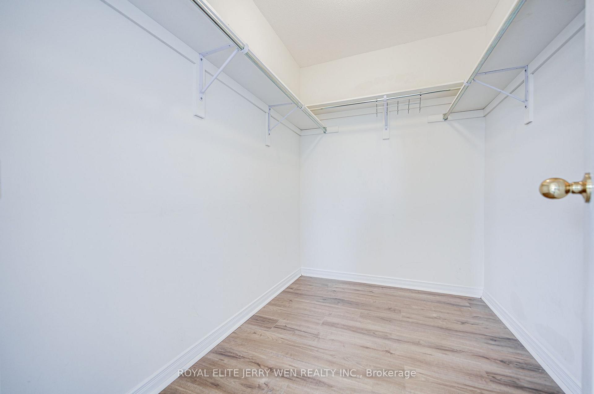 Photo 18 of 159 Lebovic Drive, Richmond Hill, Oak Ridges Lake Wilcox — HOMEH